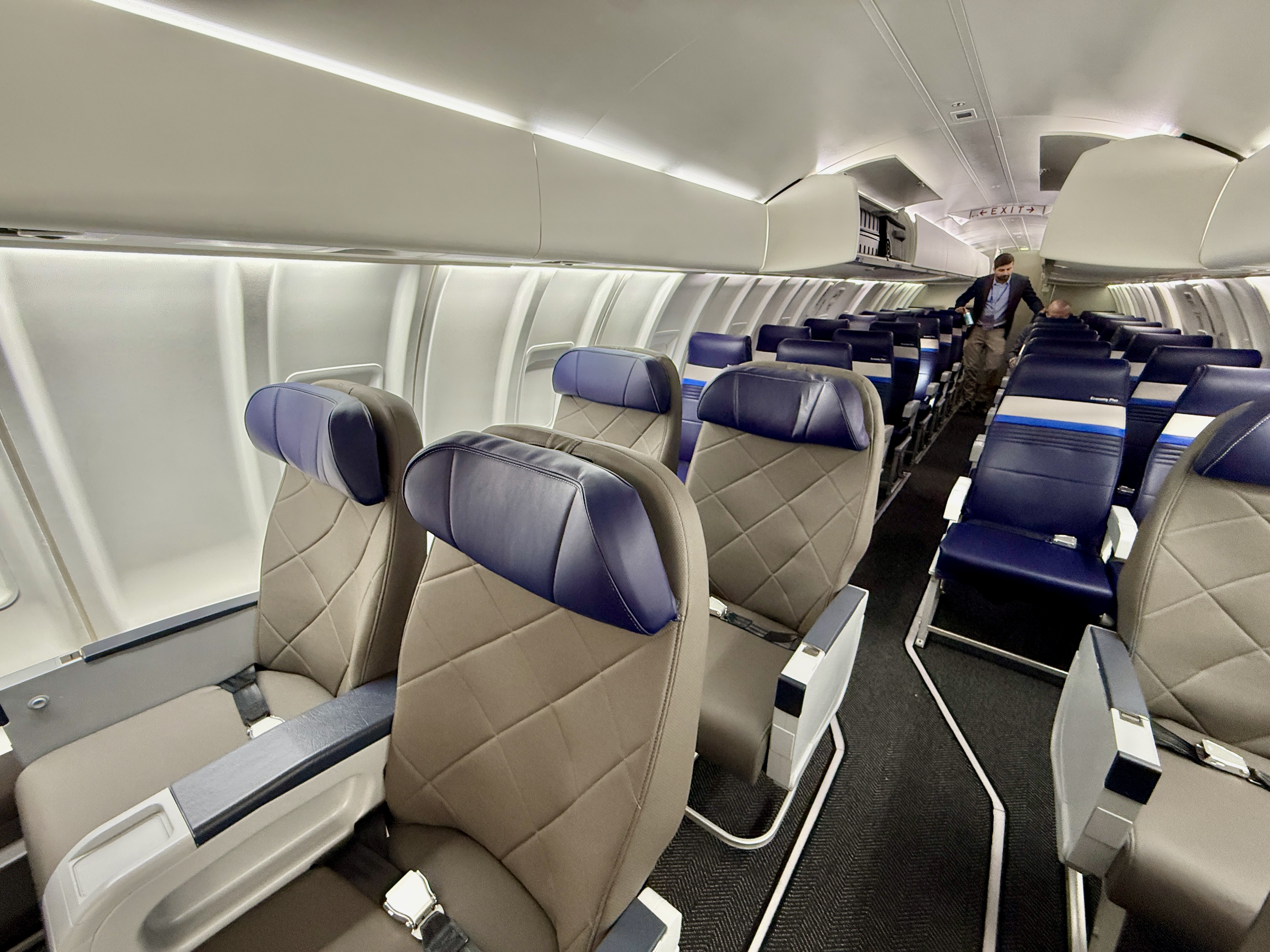 United CRJ450 Cabin United CRJ450 Cabin