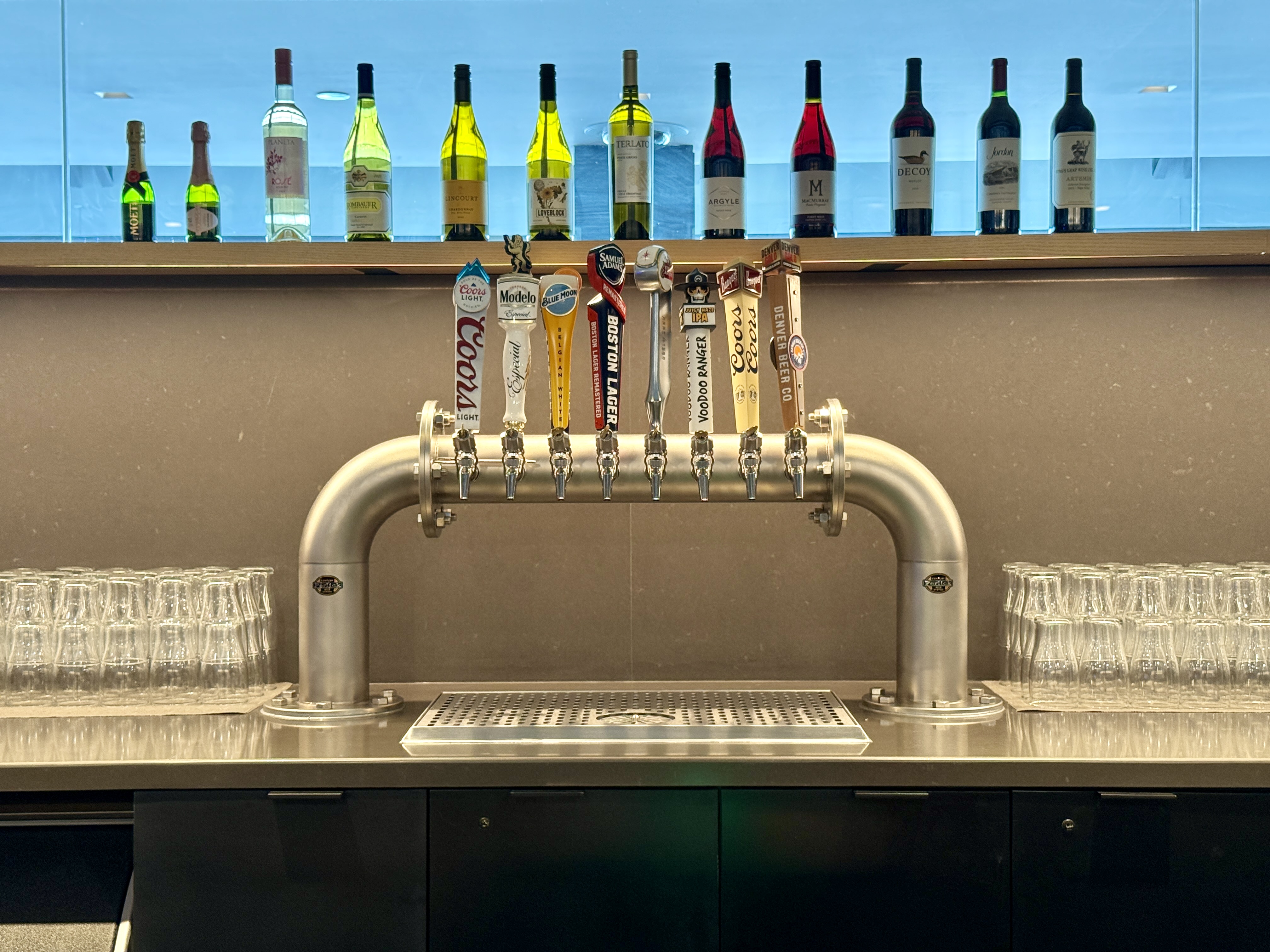 United Club Denver B West Draft Beers United Club Denver B West Draft Beers