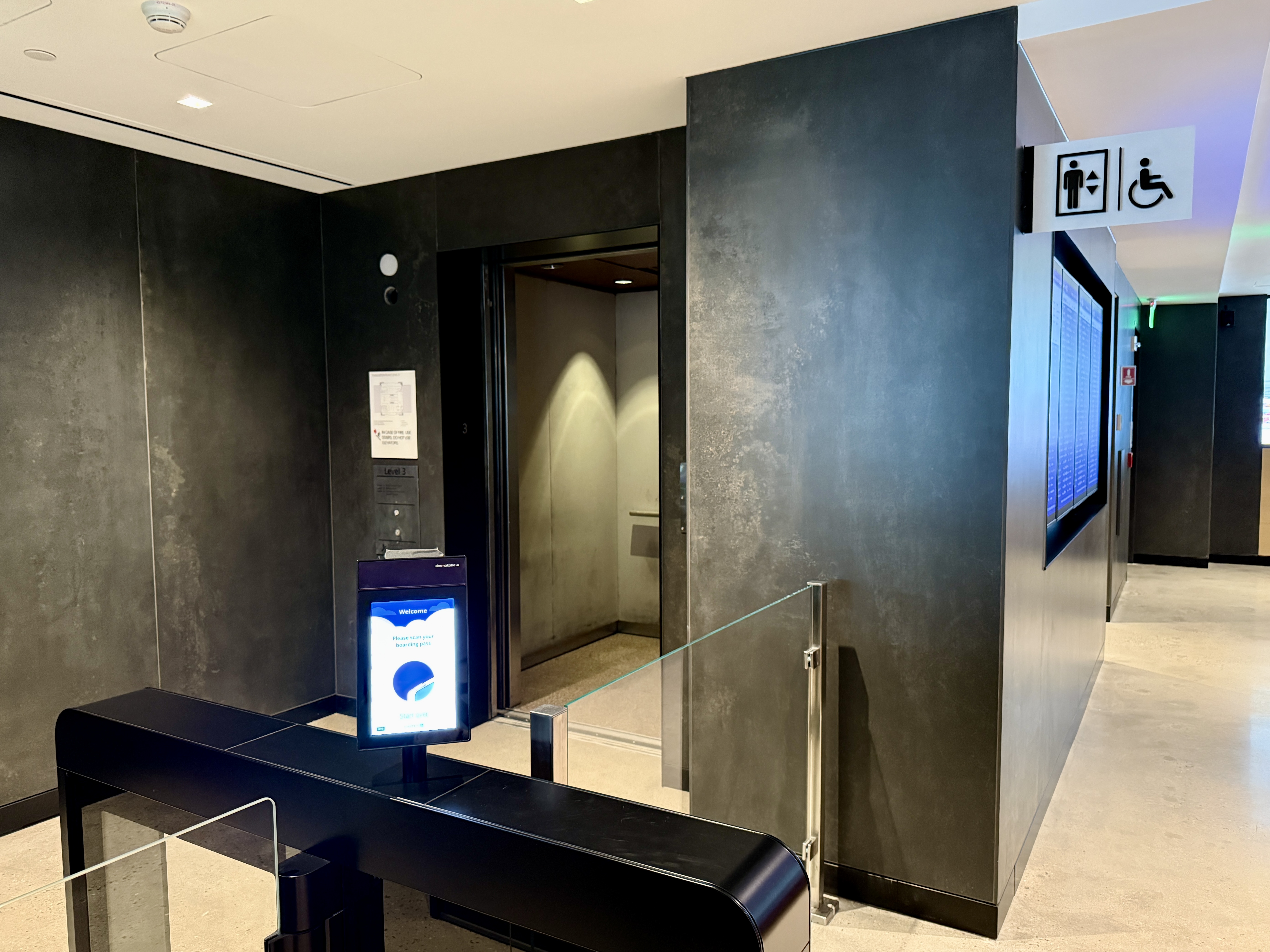 United Club Denver B West Elevator United Club Denver B West Elevator