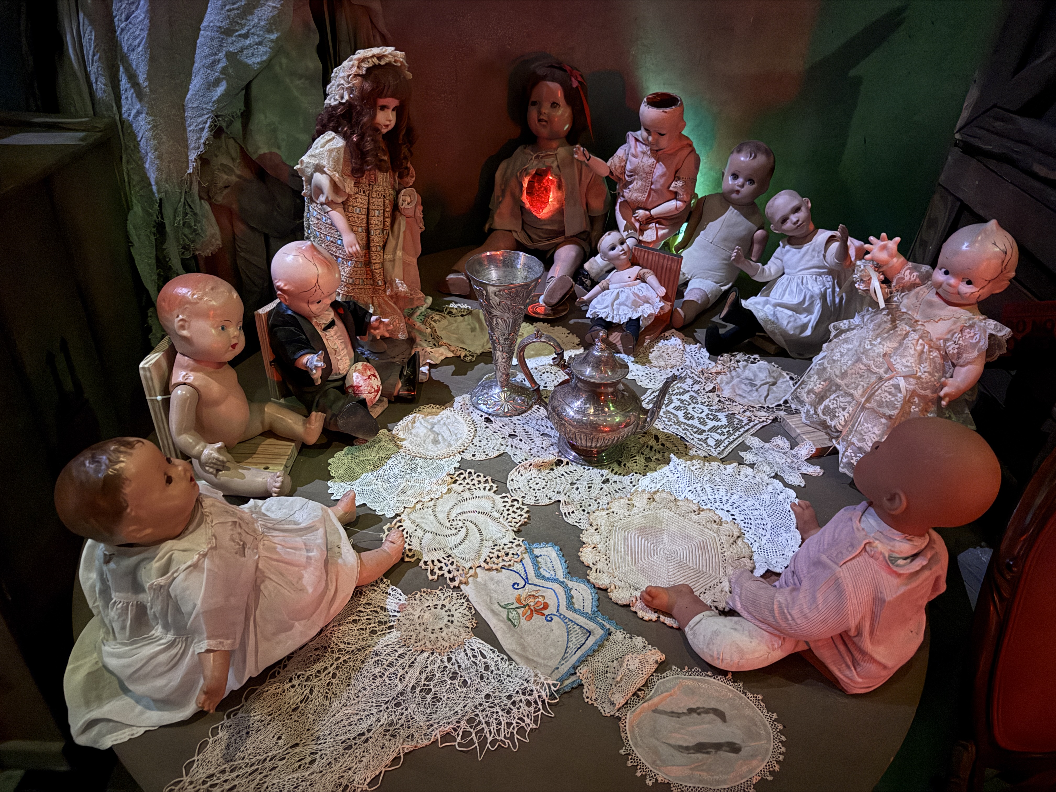 Universal Horror Unleashed Las Vegas creepy dolls