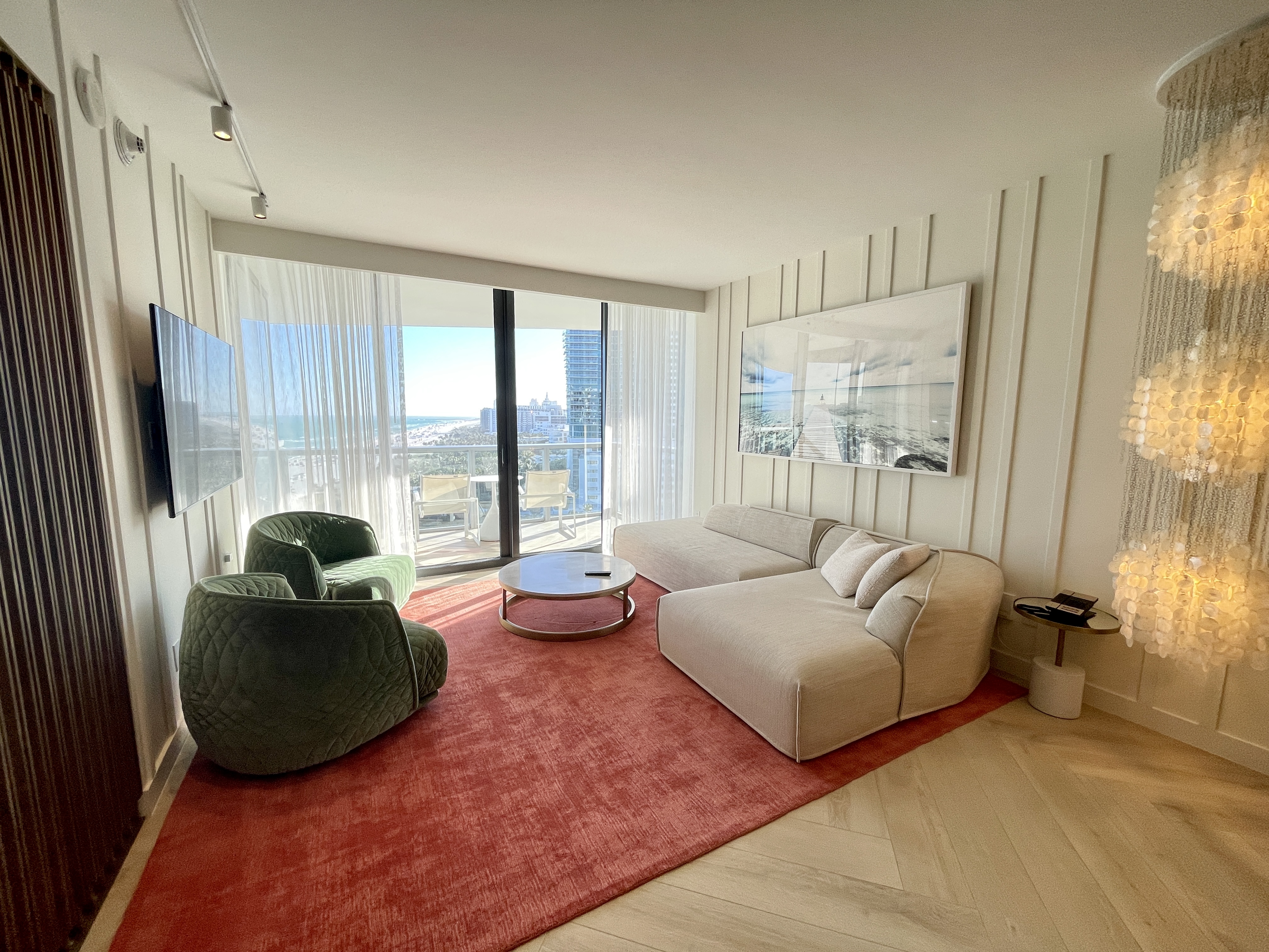 W South Beach Suite W South Beach Suite