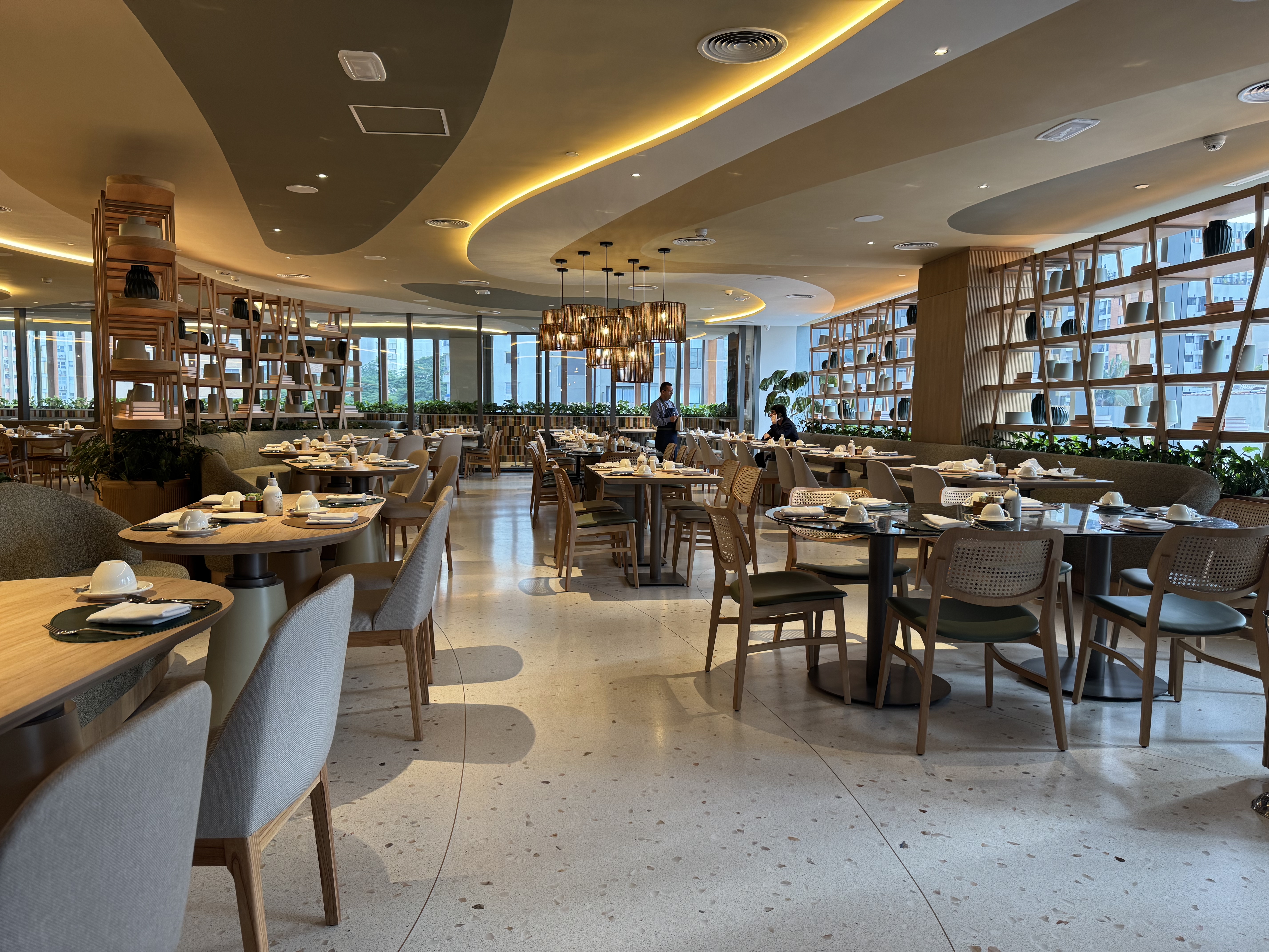 Westin Sao Paulo Marriott restaurant seating Westin Sao Paulo Marriott restaurant seating
