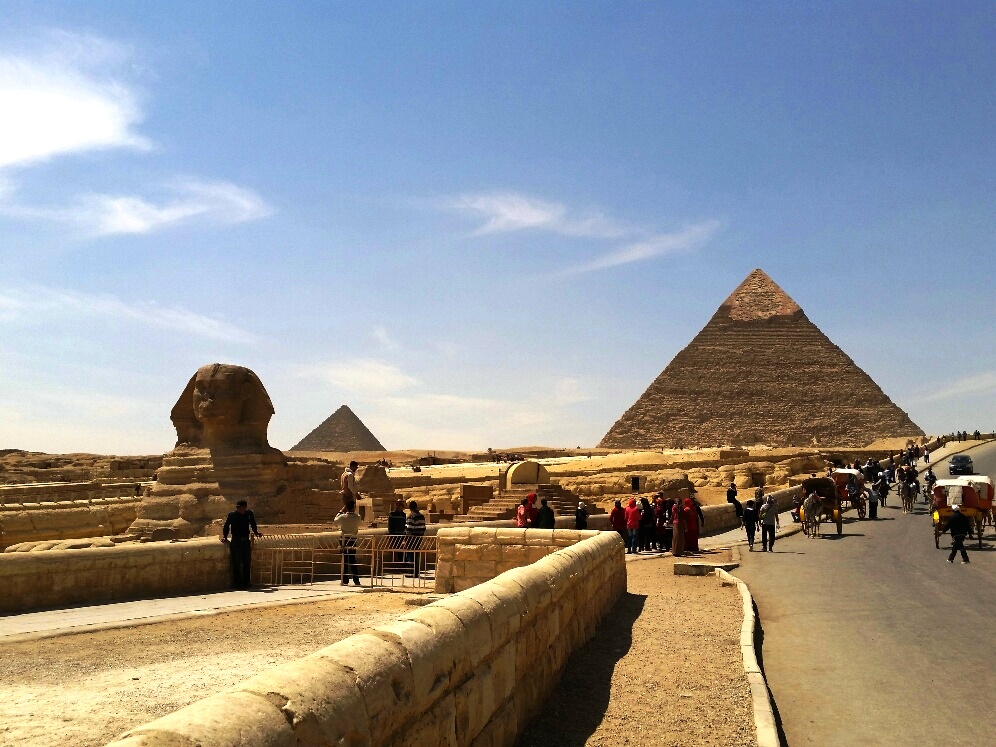 Cairo pyramids with tourists Cairo pyramids with tourists