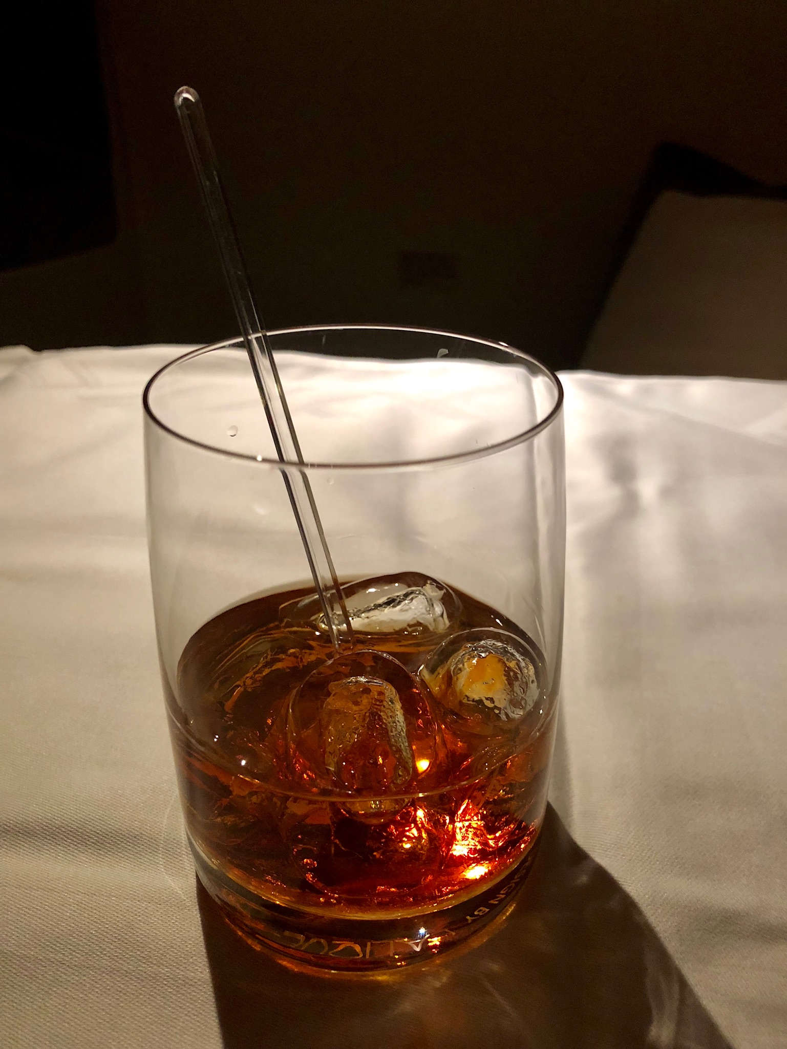 Singapore Airlines First Class Suites Frankfurt to Singapore - Hennessy