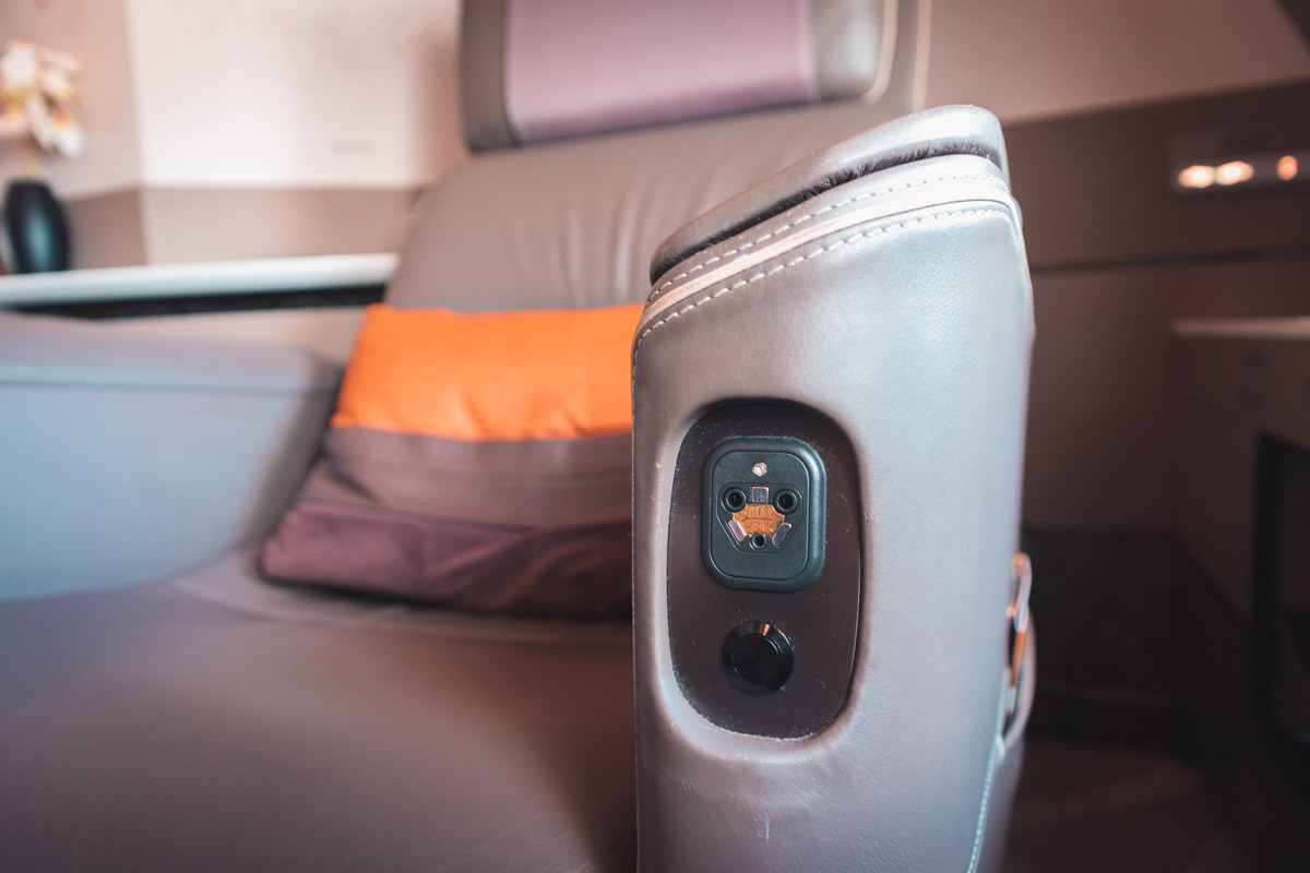 Singapore Airlines new A380 First Suite Headphones