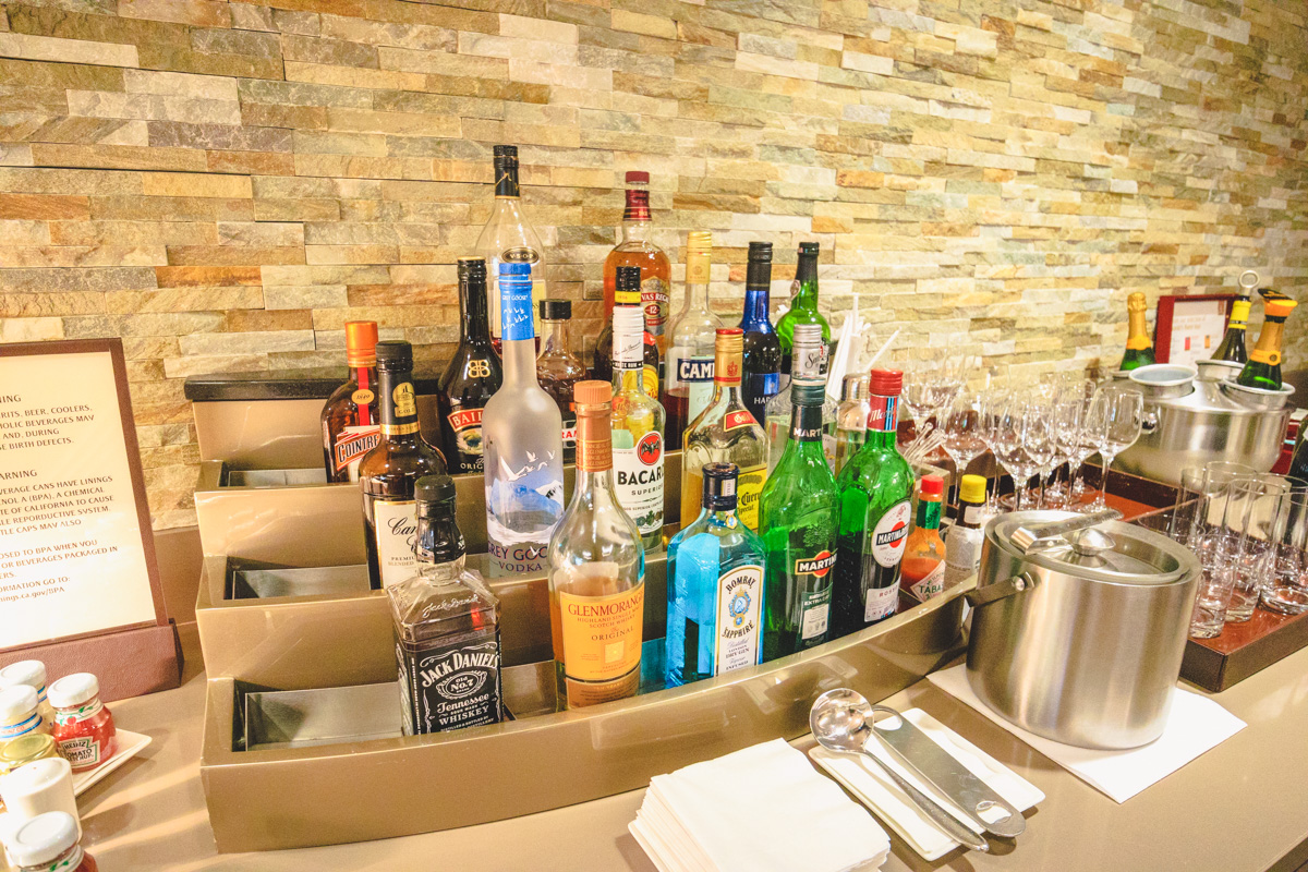 Emirates Lounge Los Angeles Beverages