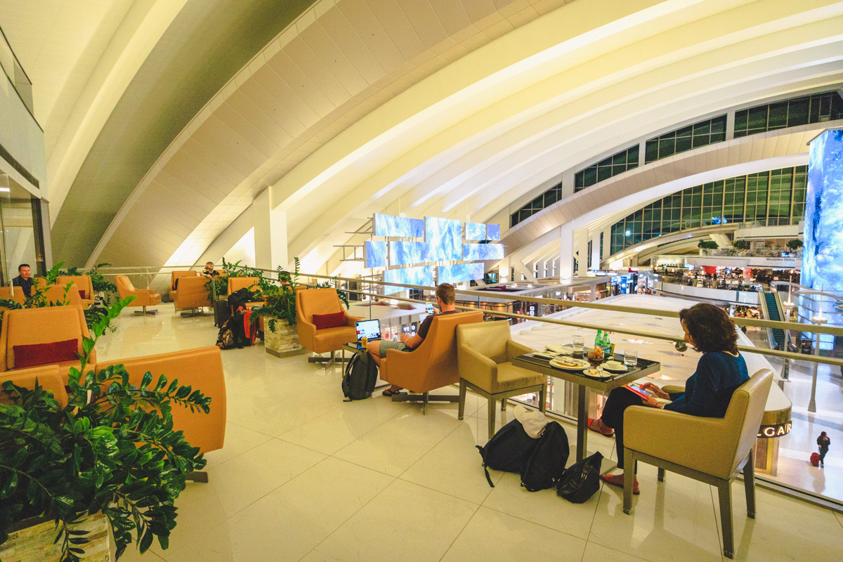 Emirates Lounge Los Angeles Terrace