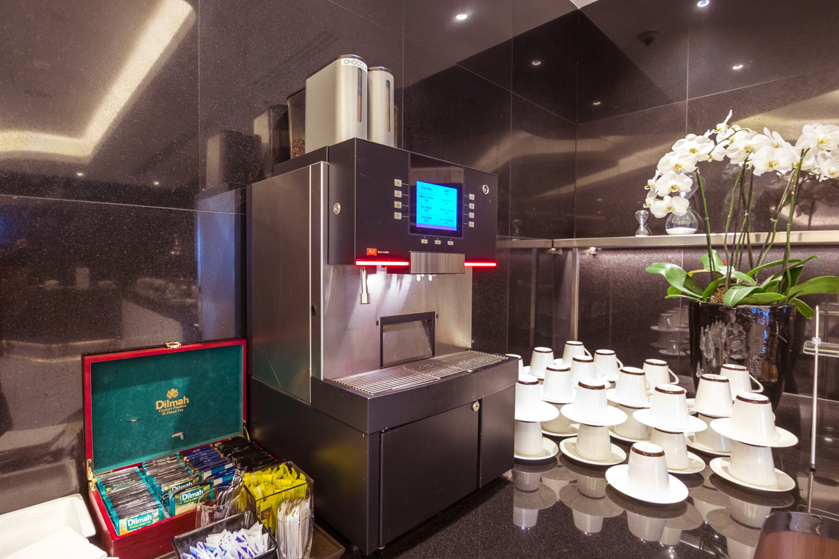 Etihad Lounge Sydney Buffet