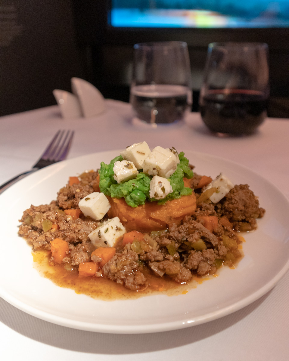 Virgin Australia 777 the business Food and Beverage