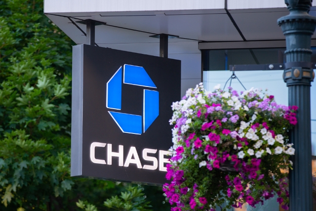 Chase sign