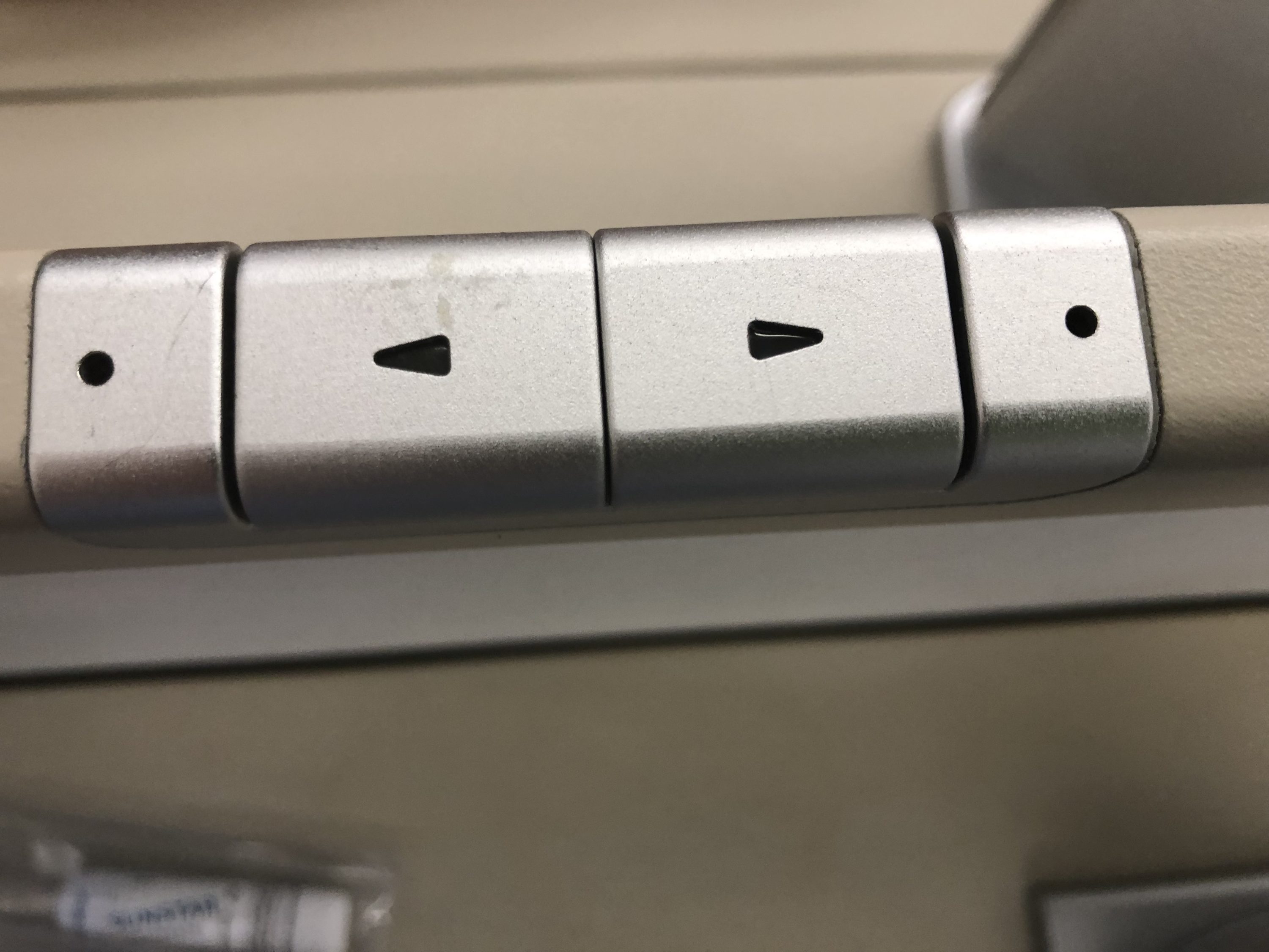 Korean Air first class seat controls 1