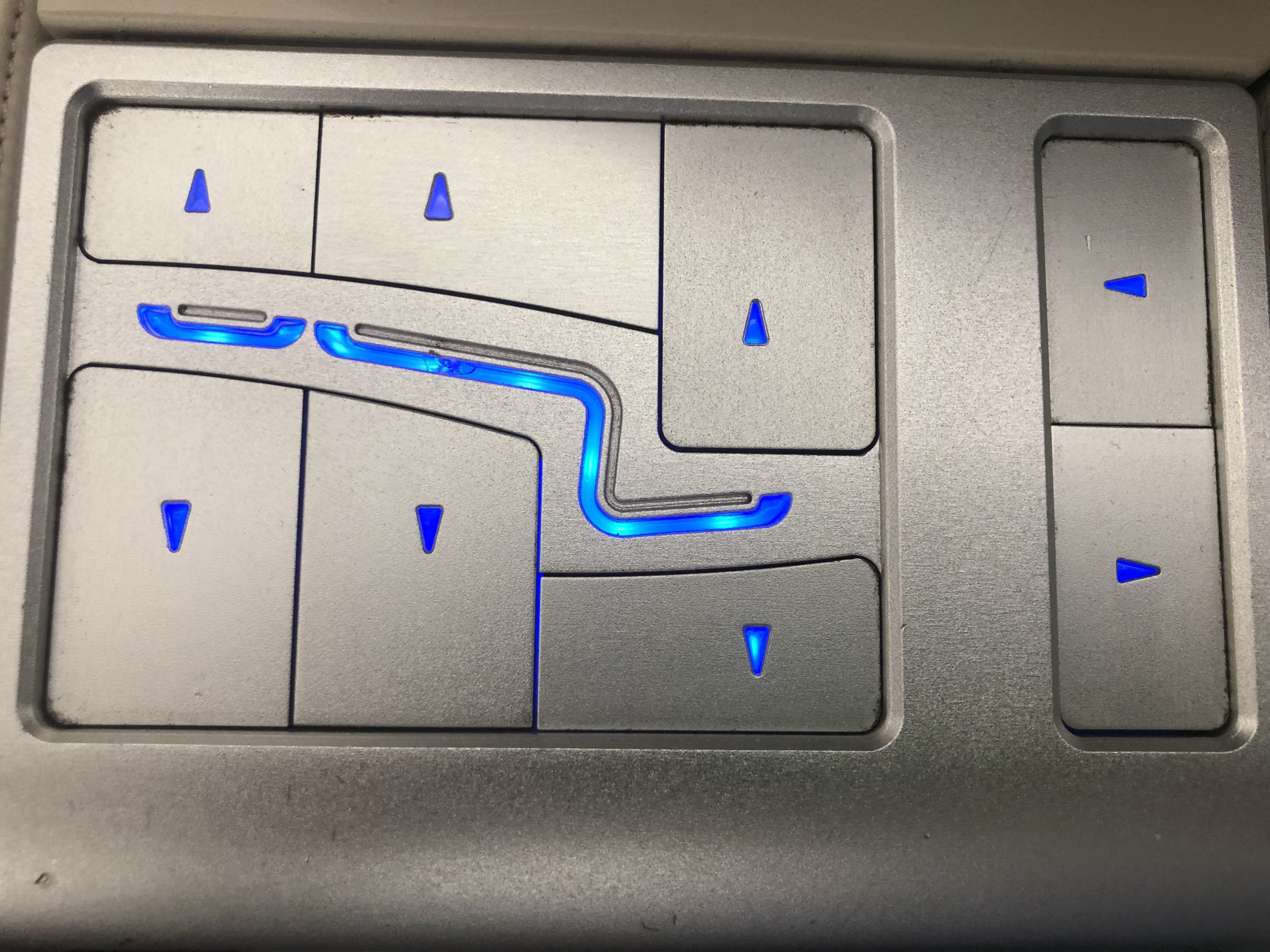 Korean Air first class seat controls 3