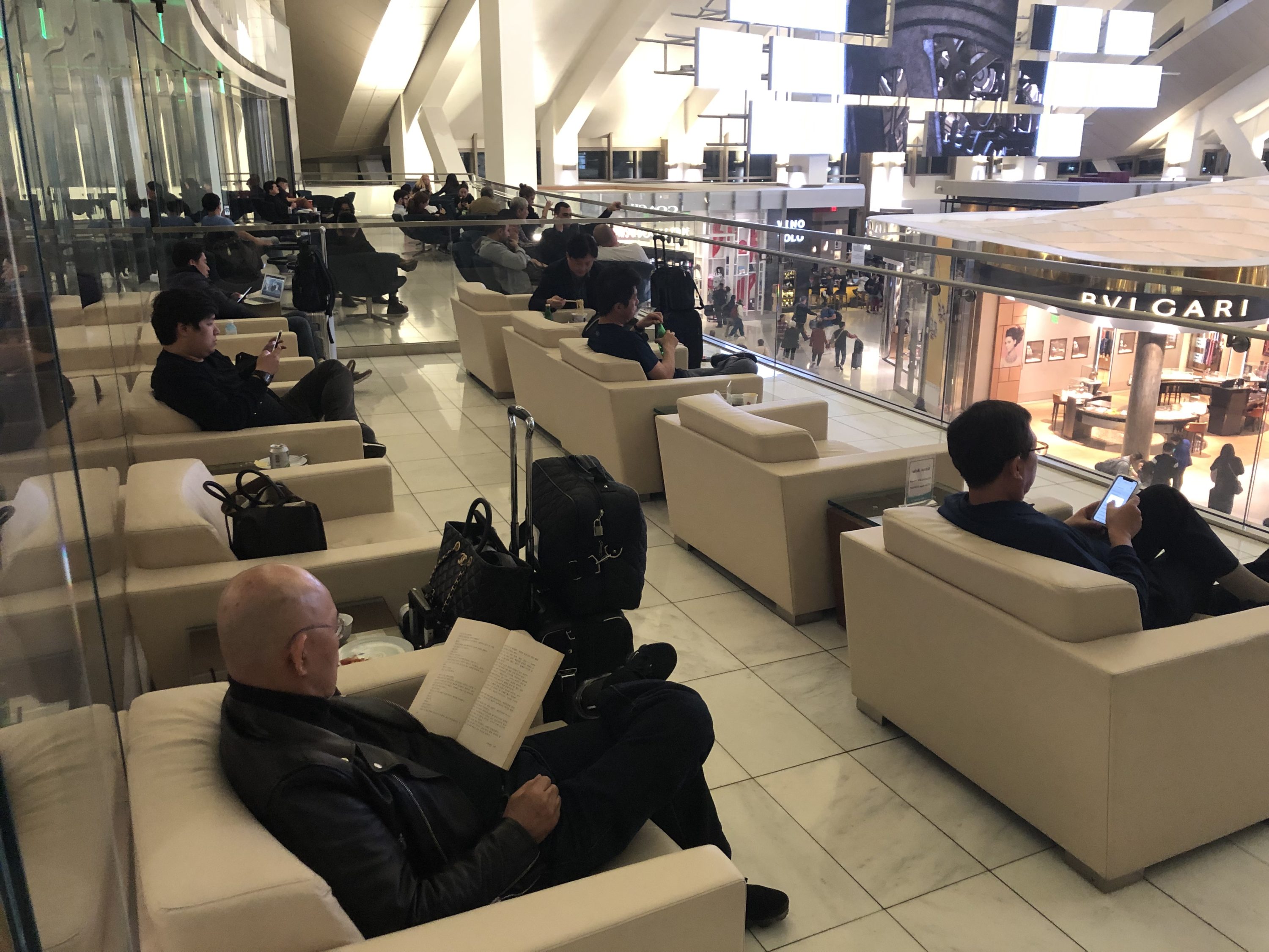 Korean Air lounge LAX seating area 2