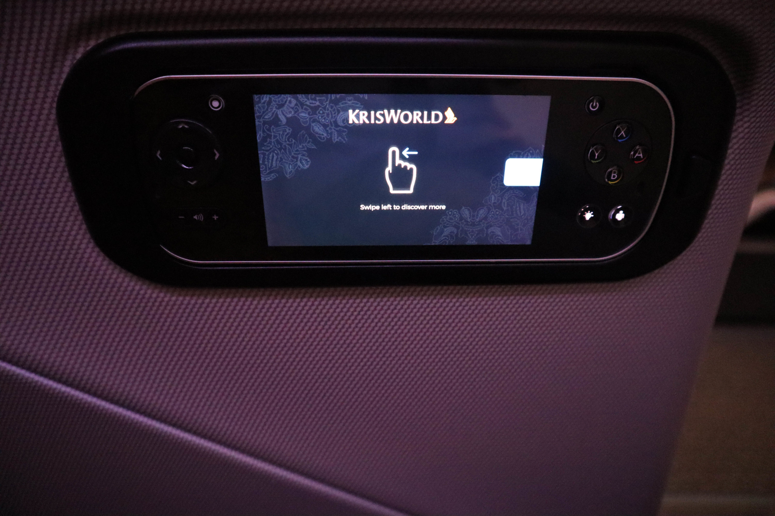 Singapore Airlines Boeing 787-10 Regional Business Class: Touch Screen Handset Controller