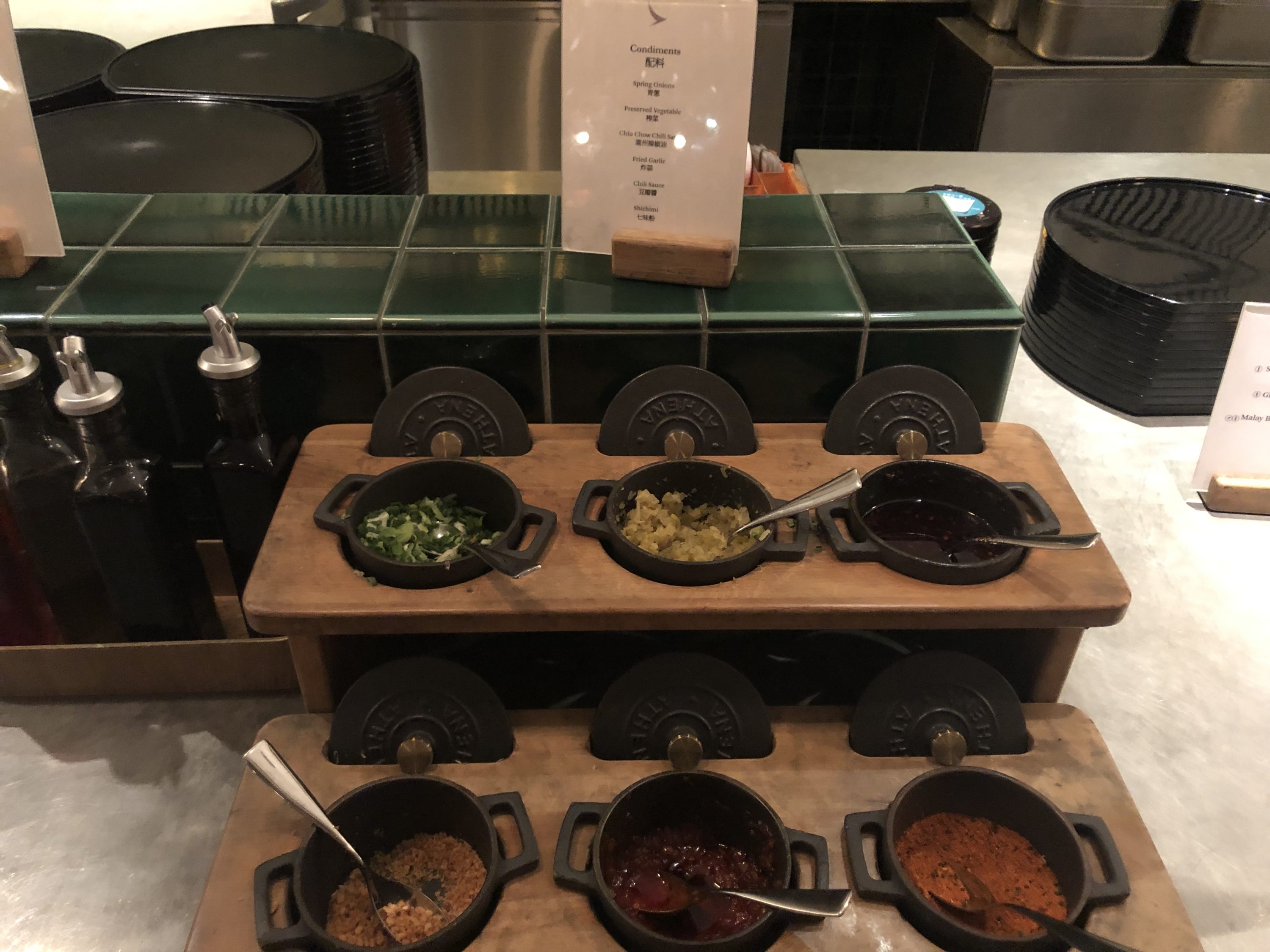 The Pier, Business at Hong Kong International Airport condiments
