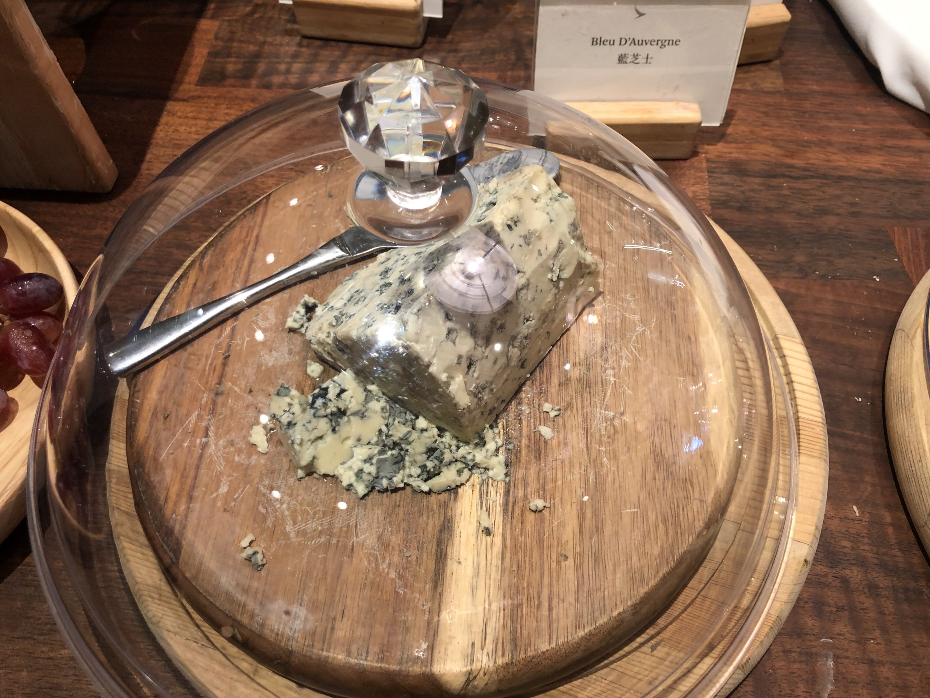 The Pier, First at Hong Kong International Airport bleu cheese