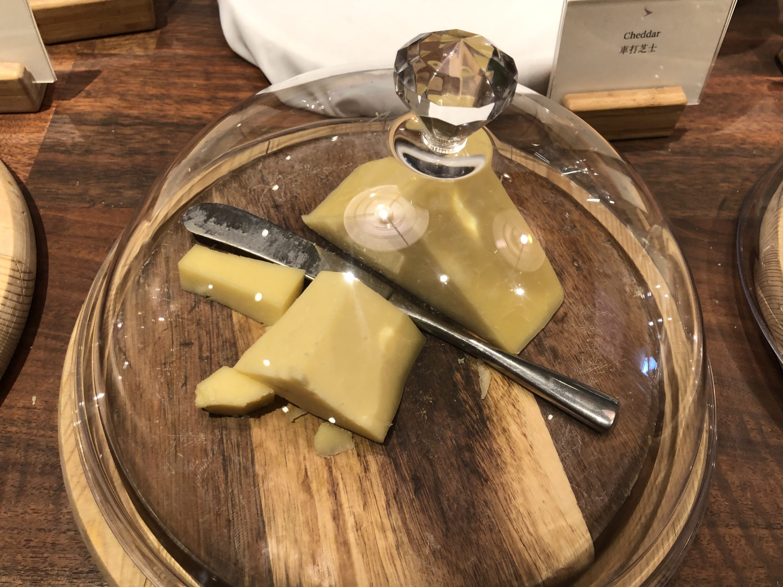 The Pier, First at Hong Kong International Airport cheddar cheese