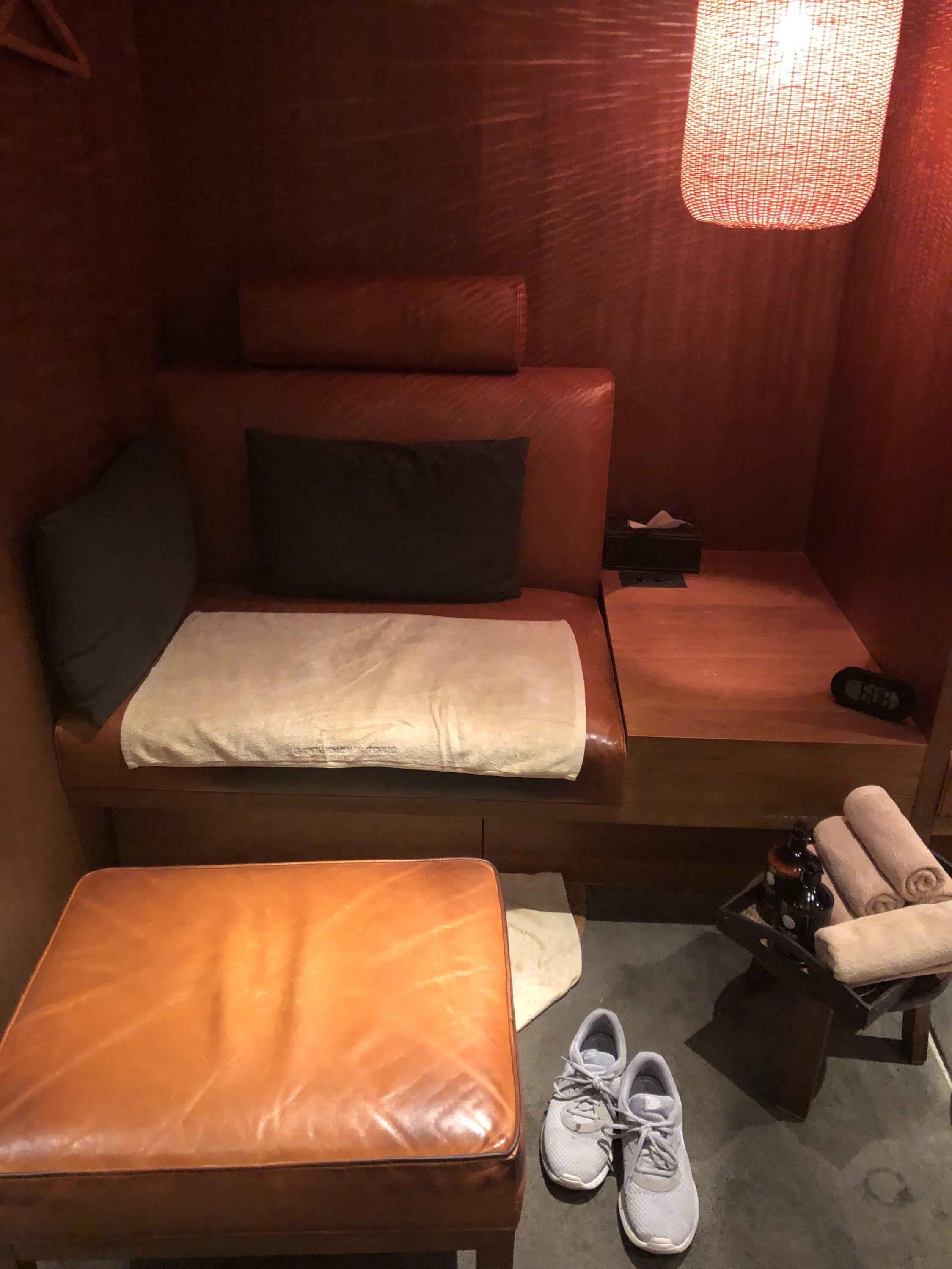 The Pier, First at Hong Kong International Airport full massage station