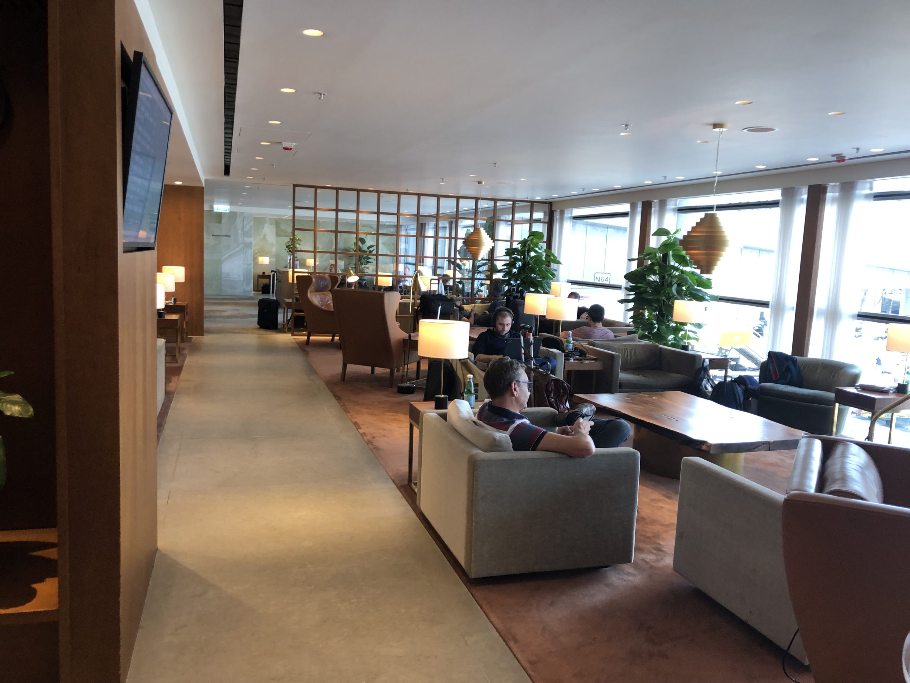 The Pier, First at Hong Kong International Airport seating