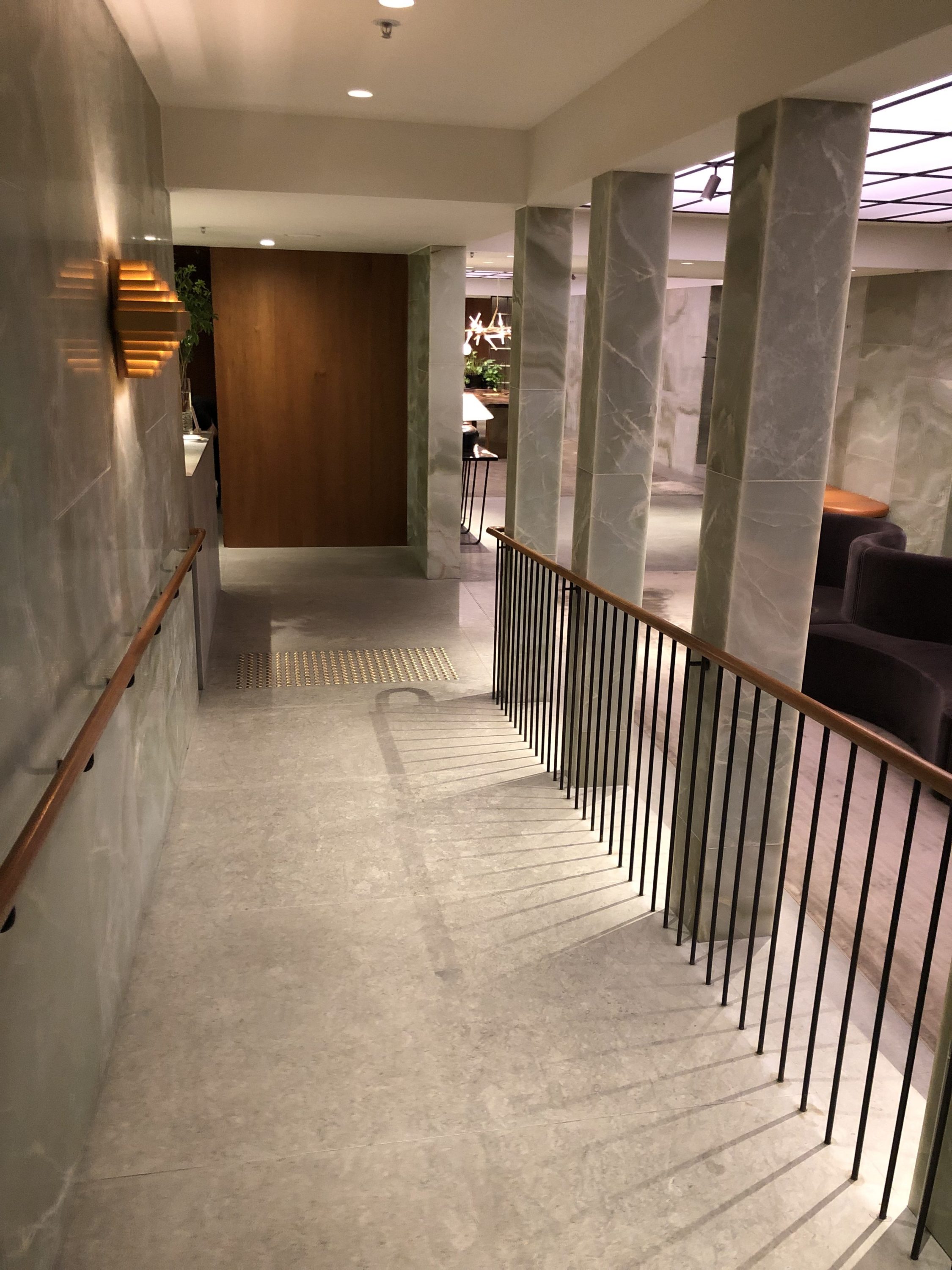 The Pier, First at Hong Kong International Airport walkway to shower suites and day suites
