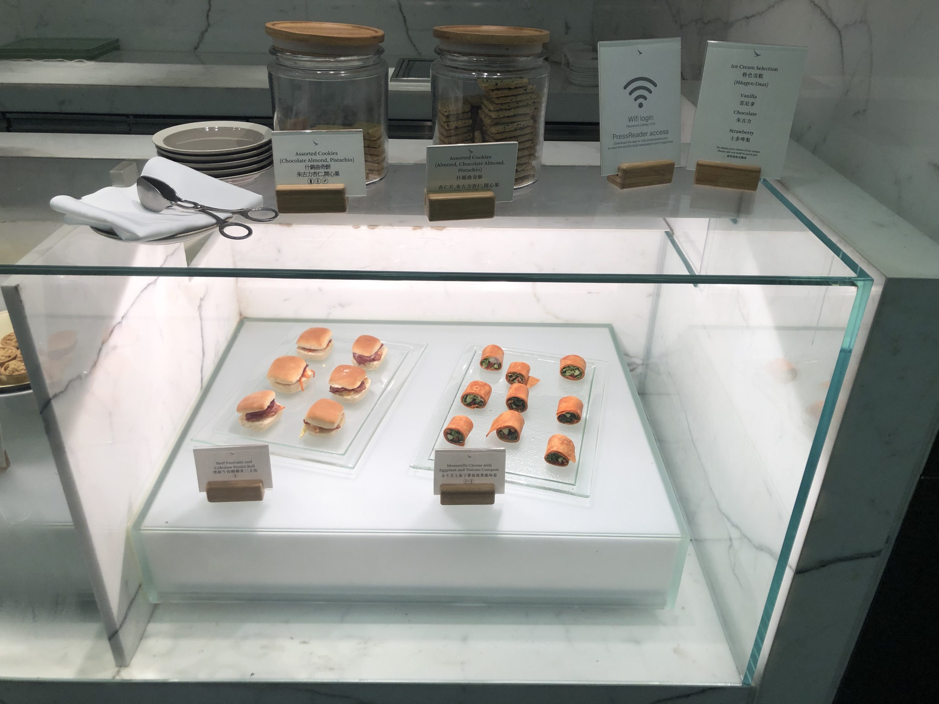 The Wing, Business at Hong Kong International Airport coffee loft finger food