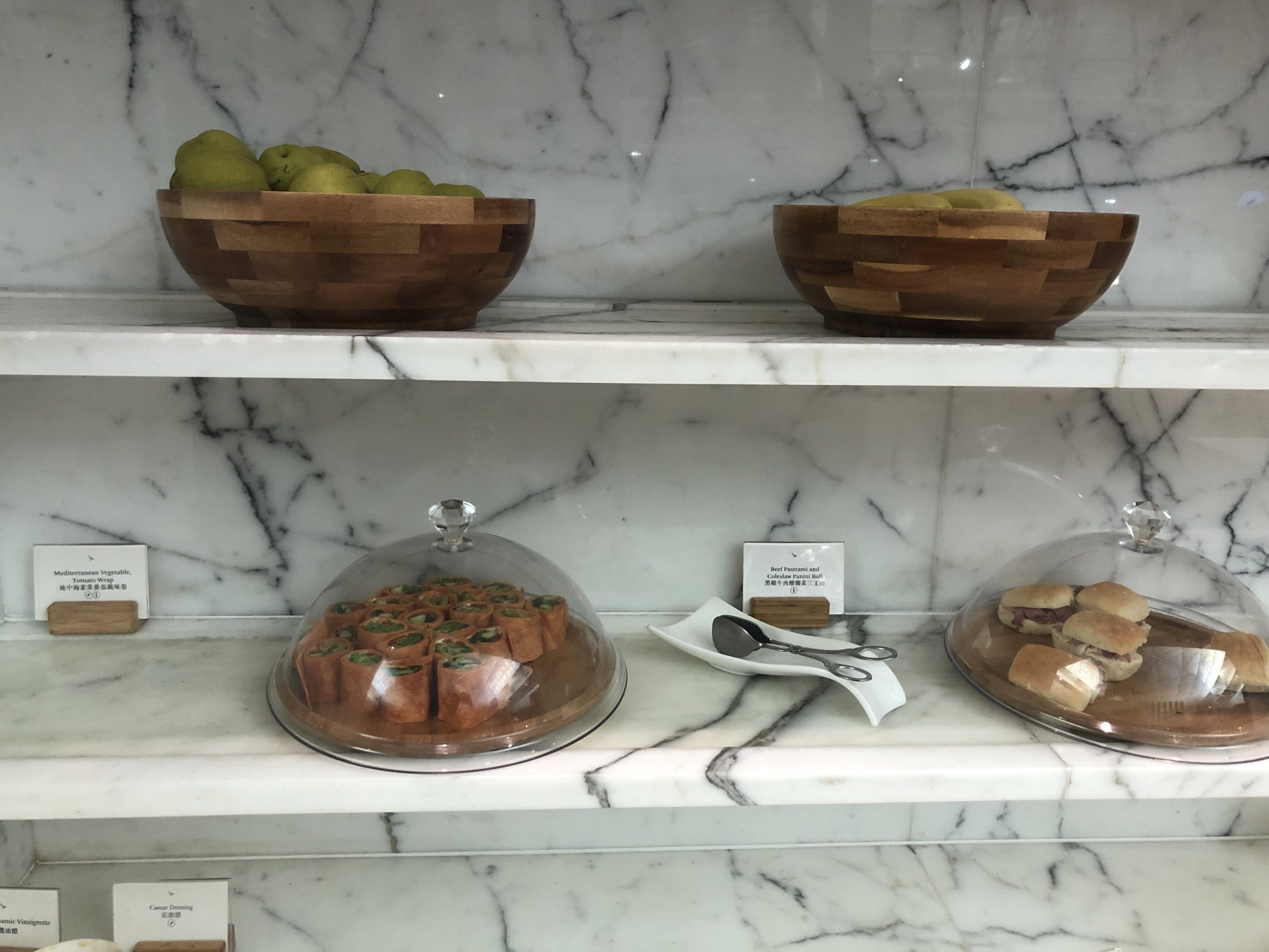 The Wing, Business at Hong Kong International Airport fruit and finger food