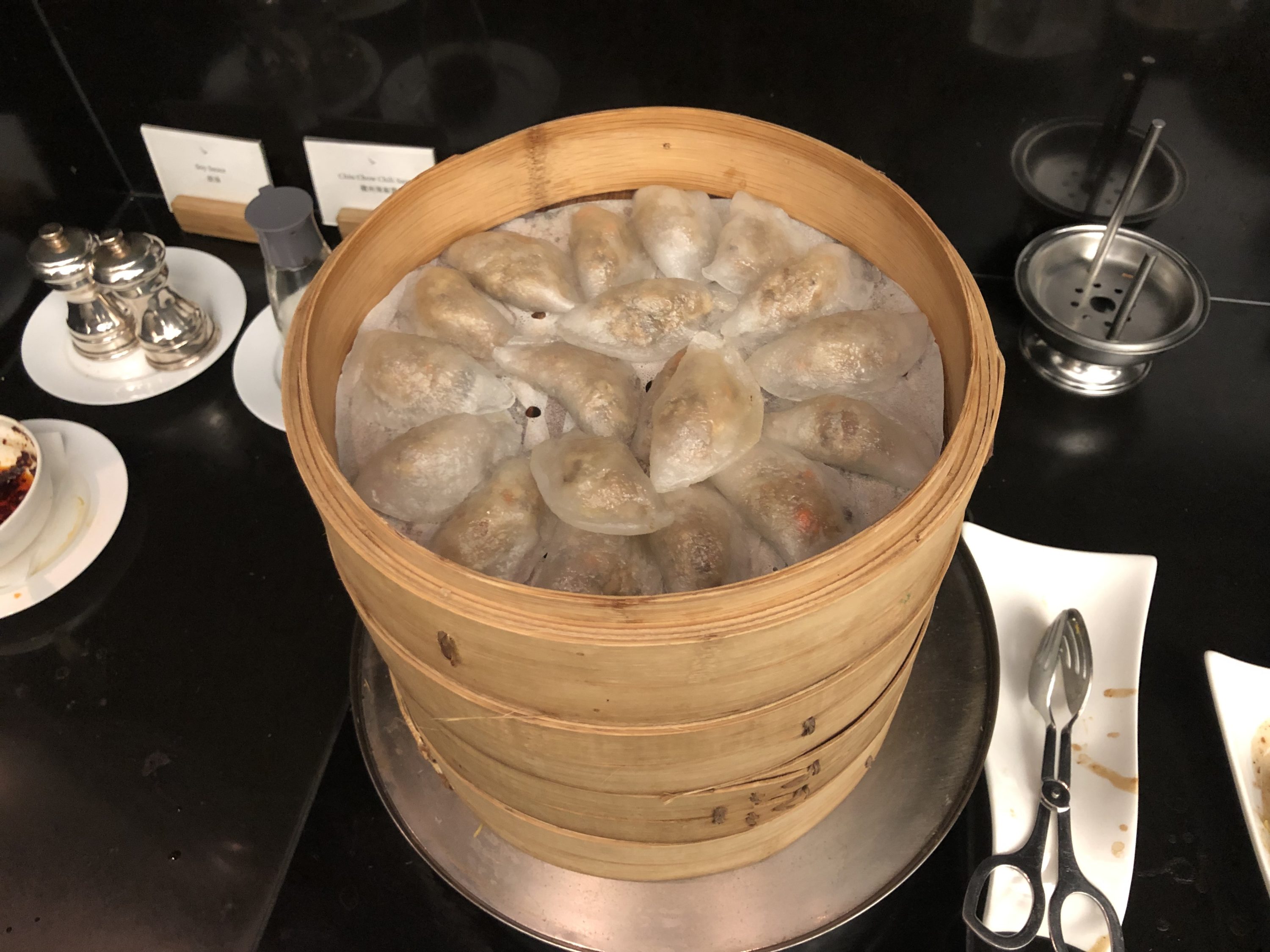The Wing, Business at Hong Kong International Airport noodle bar dim sum