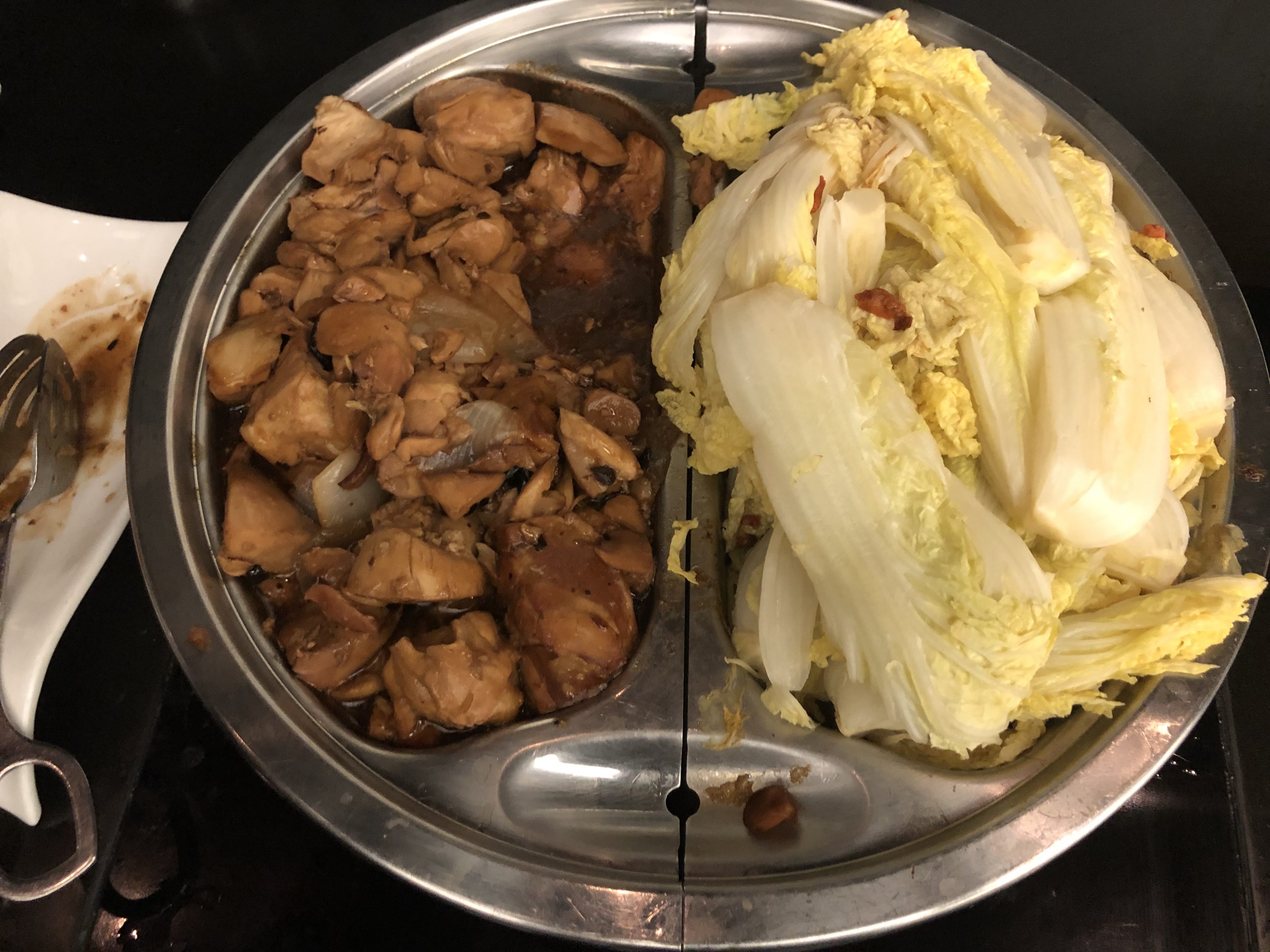 The Wing, Business at Hong Kong International Airport noodle bar hot food