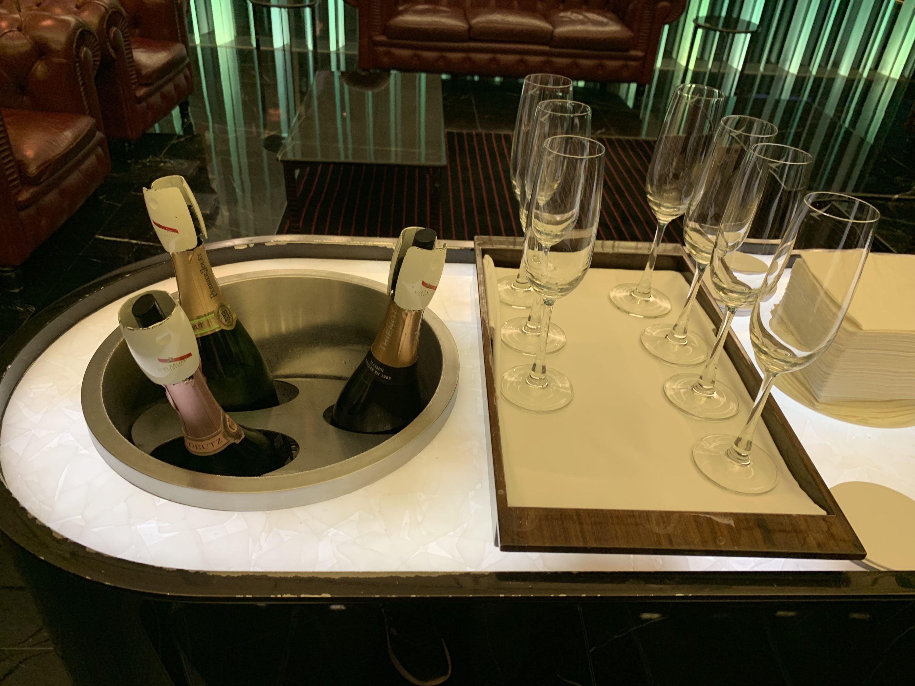 The Wing, First at Hong Kong International Airport champagne bar continued