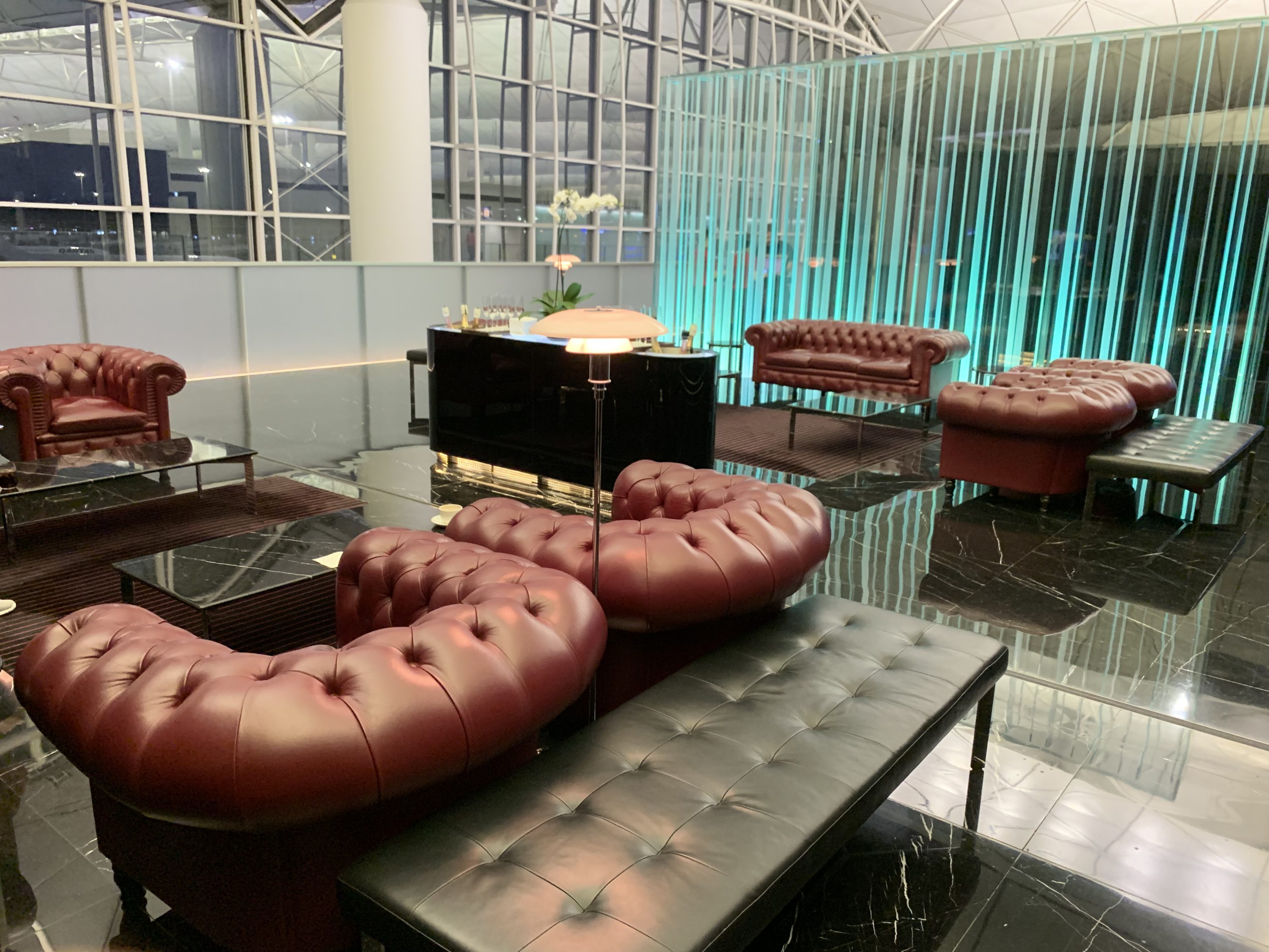 The Wing, First at Hong Kong International Airport champagne bar seating