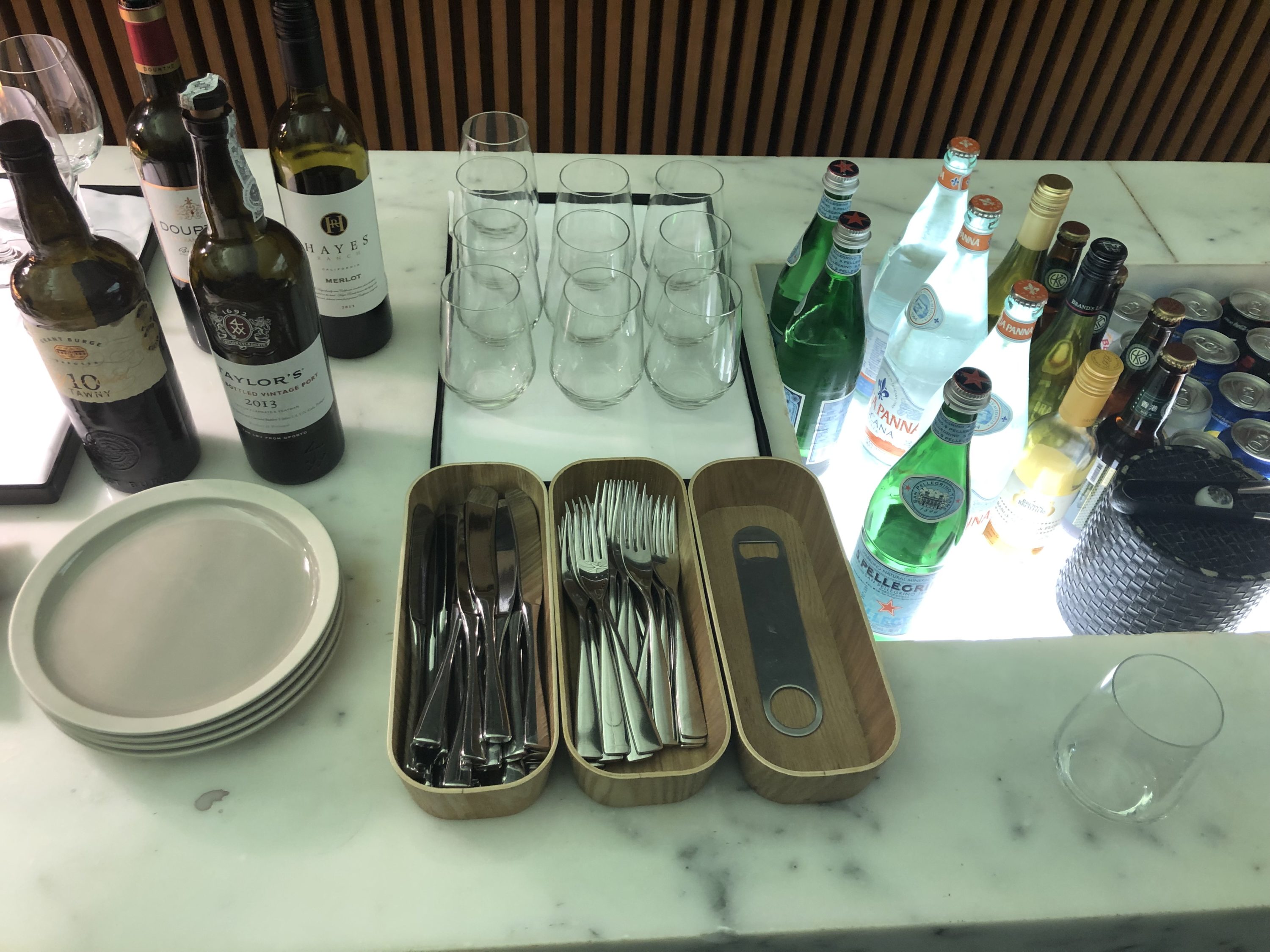 The Wing, First at Hong Kong International Airport drinks