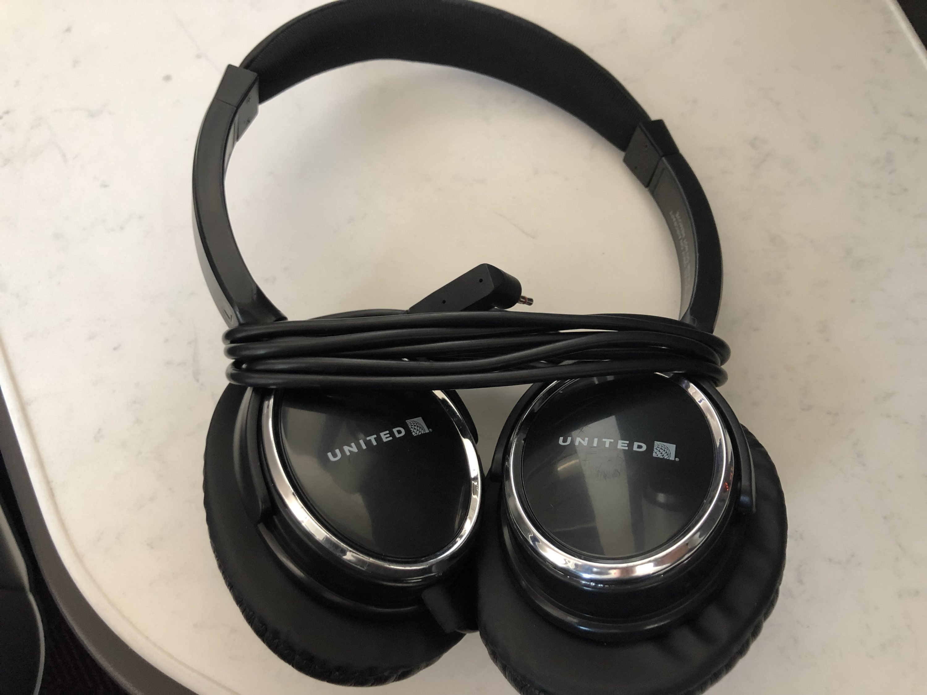 United Polaris 787-10 headphones