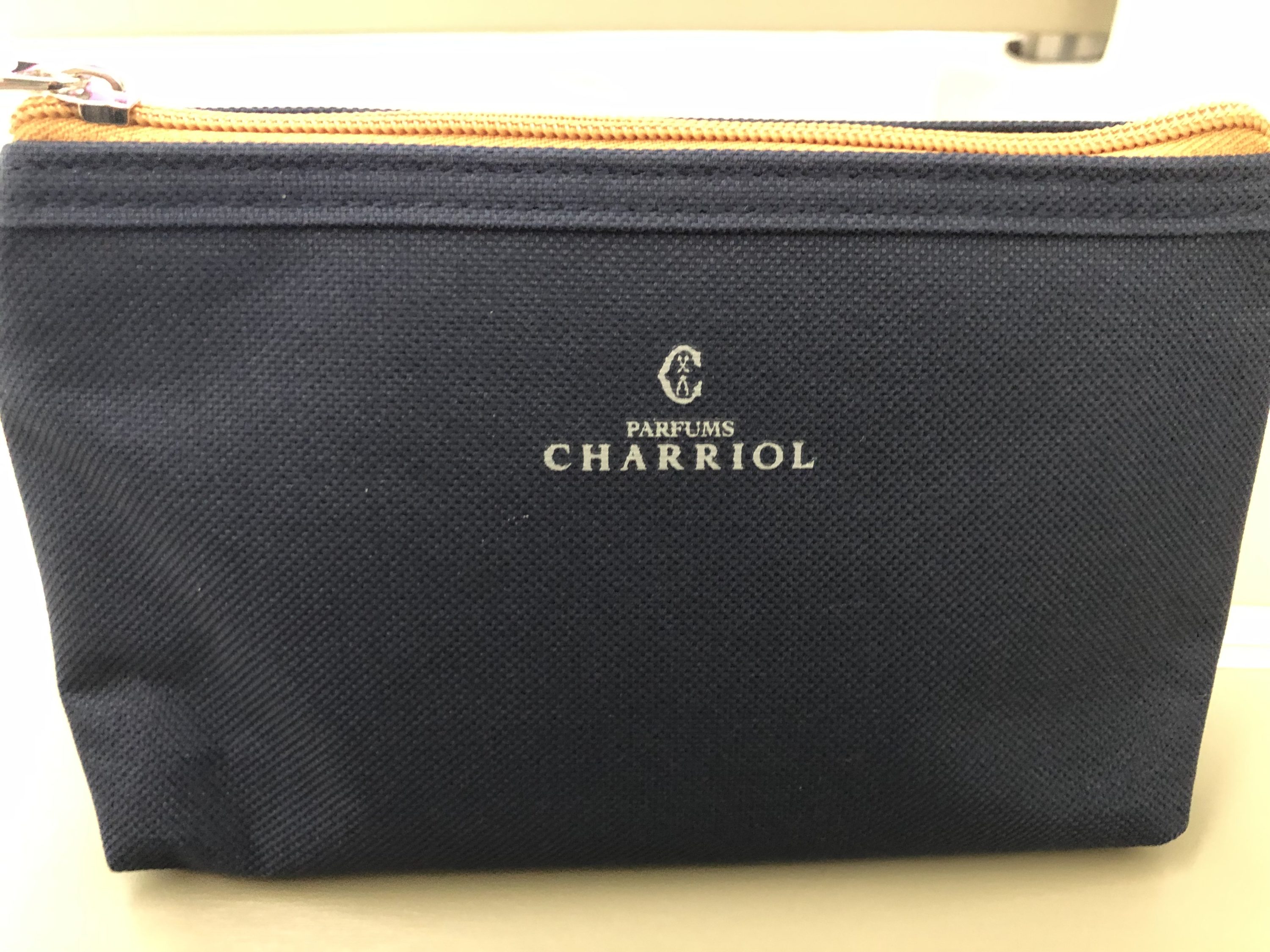 Vietnam Airlines 787-9 business class amenity kit 1