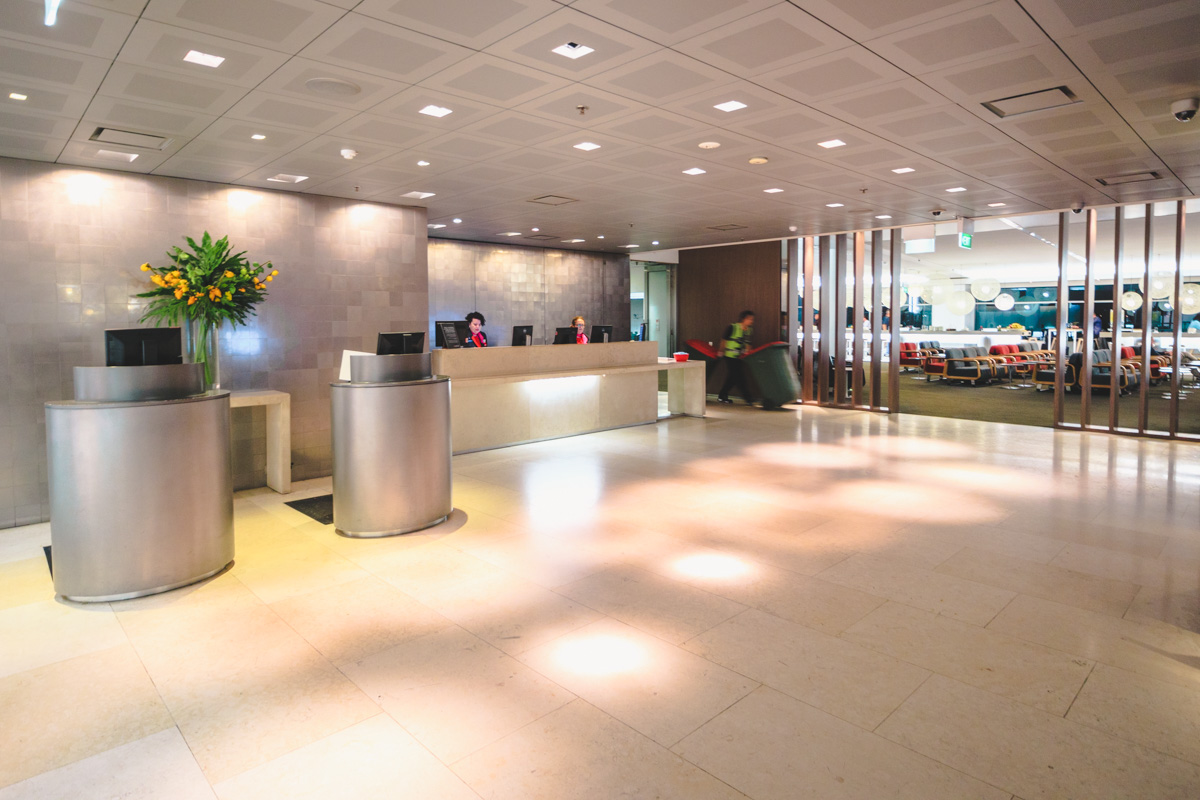 Qantas Business Lounge Sydney Entry