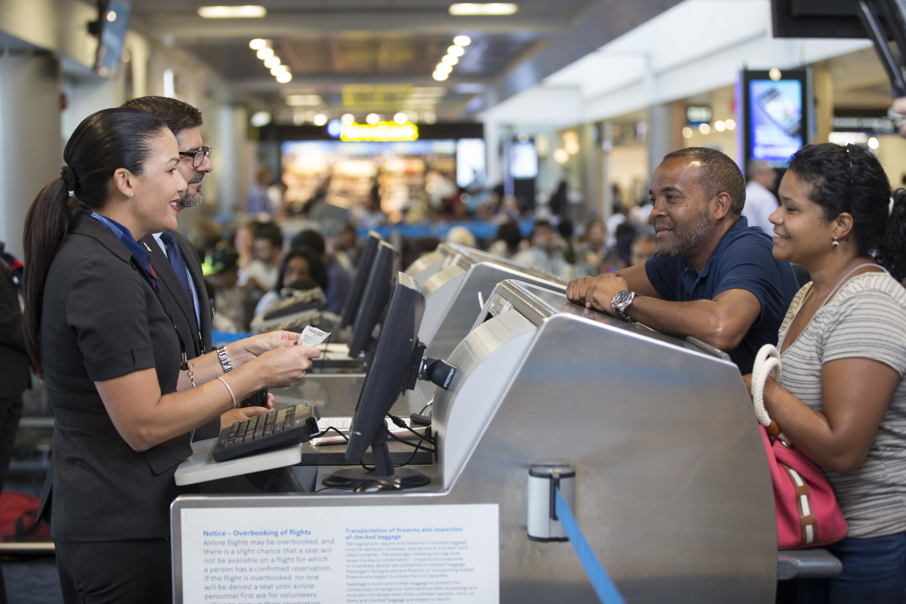 AA Gate Agent Counter