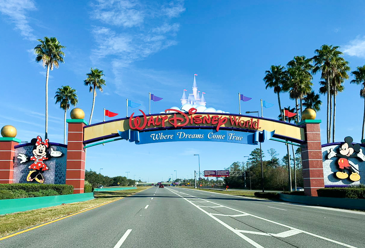 Walt Disney World Entrance Walt Disney World Entrance