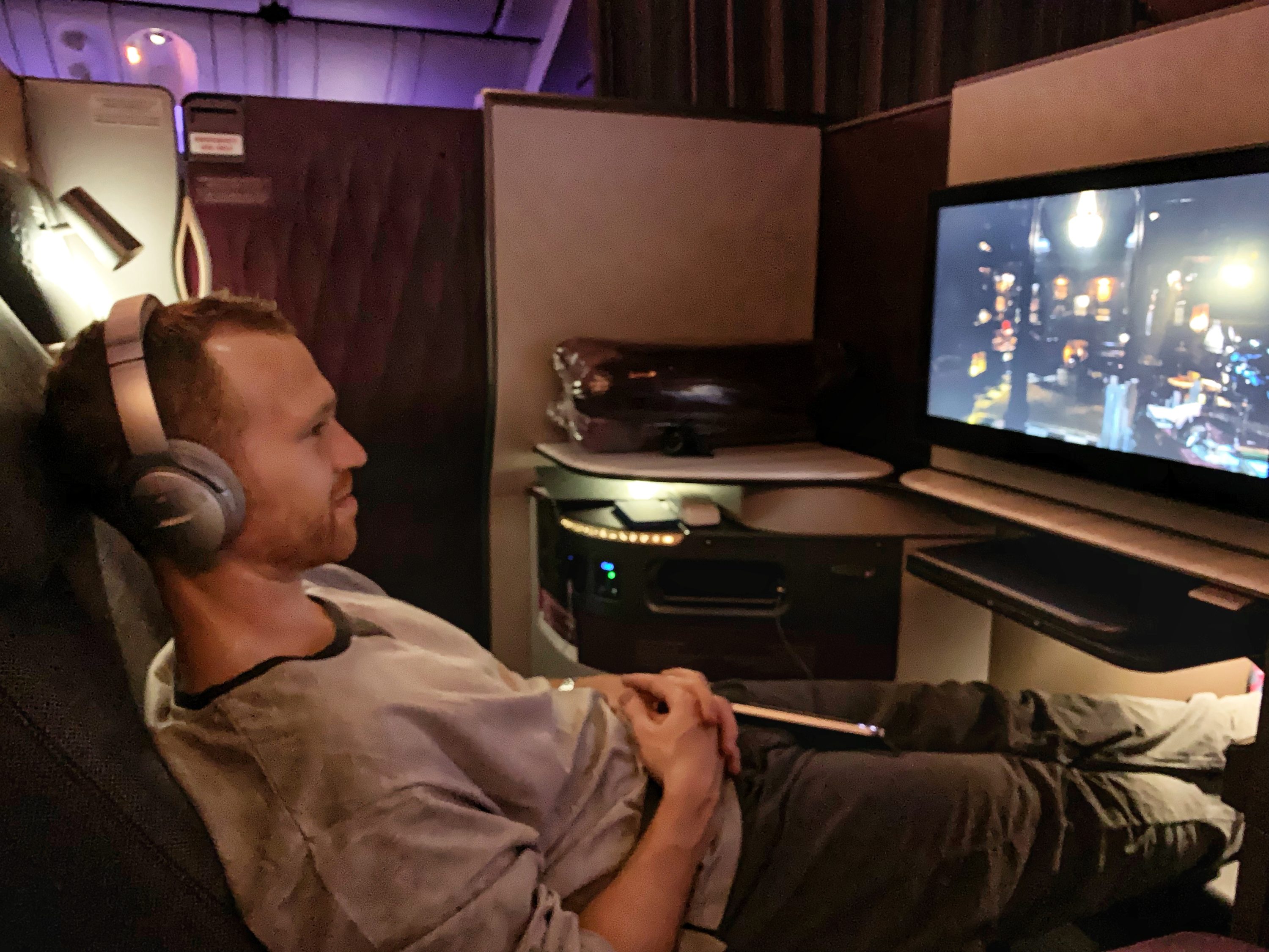 Qatar QSuites, 777, Alex Miller of Upgraded Points, Inflight Entertainment
