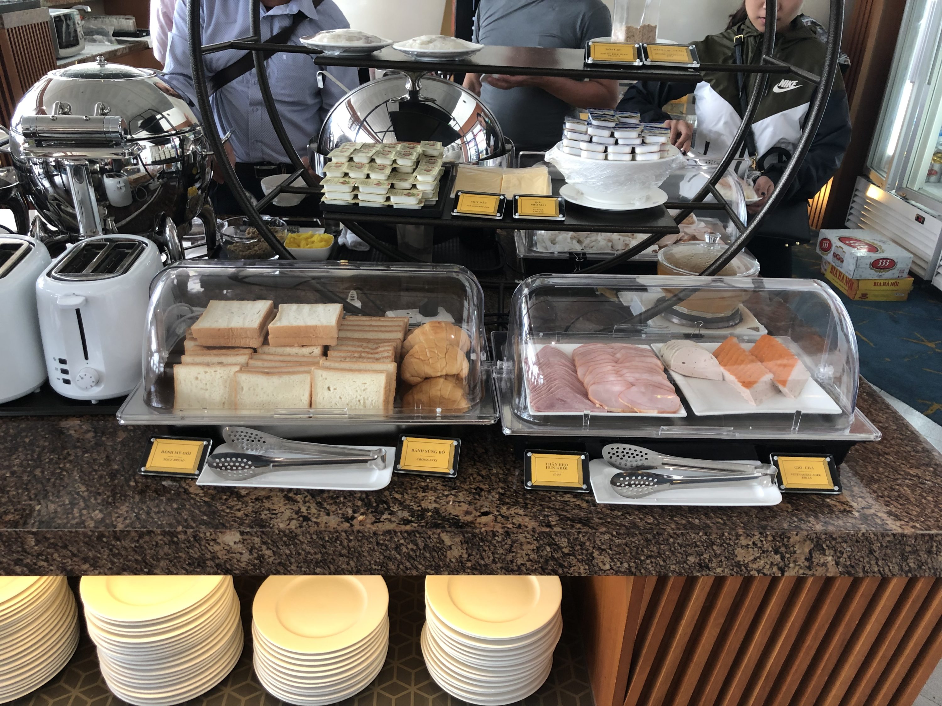 Vietnam Airlines Lotus Lounge Hanoi Bread and Cold Cuts