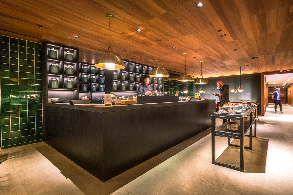 Cathay Pacific Lounge Hong Kong - The Pier - Teahouse