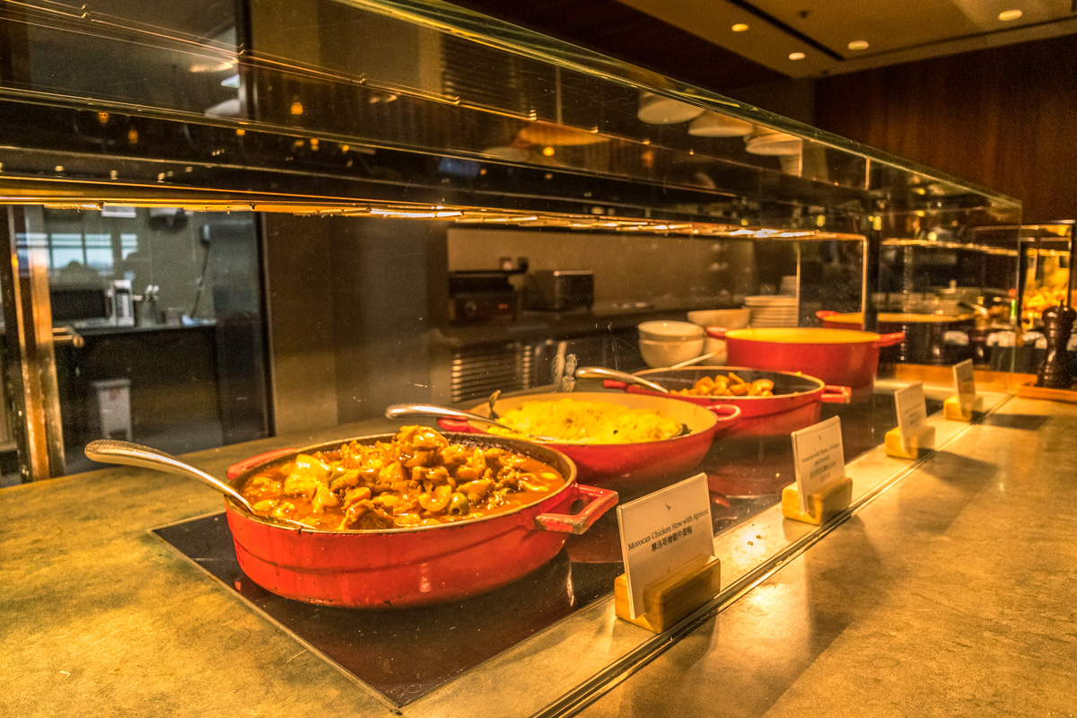 Cathay Pacific Lounge Hong Kong - The Pier - Food Hall
