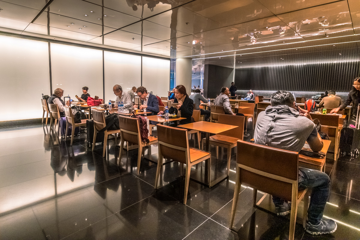 Cathay Pacific Lounge Hong Kong - The Bridge - The Bakery Seating