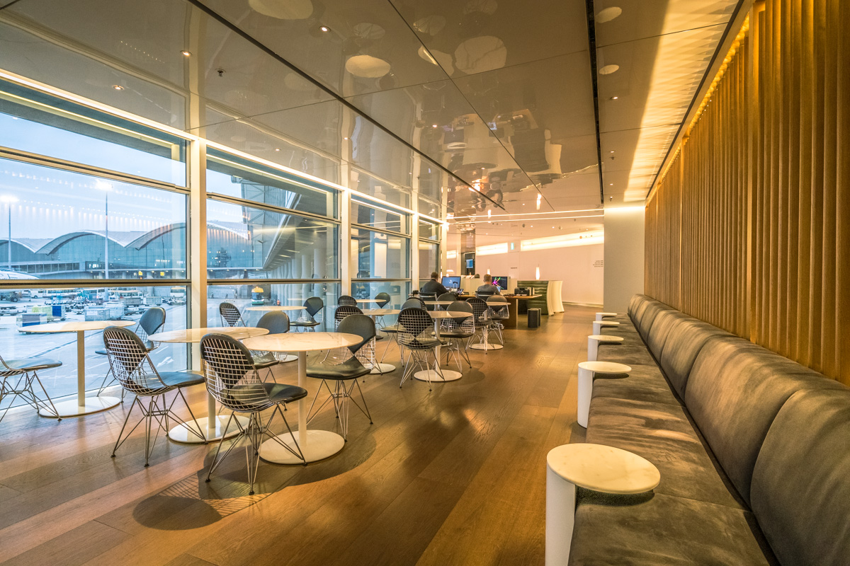Cathay Pacific Lounge Hong Kong - The Bridge - Coffee Loft Seating