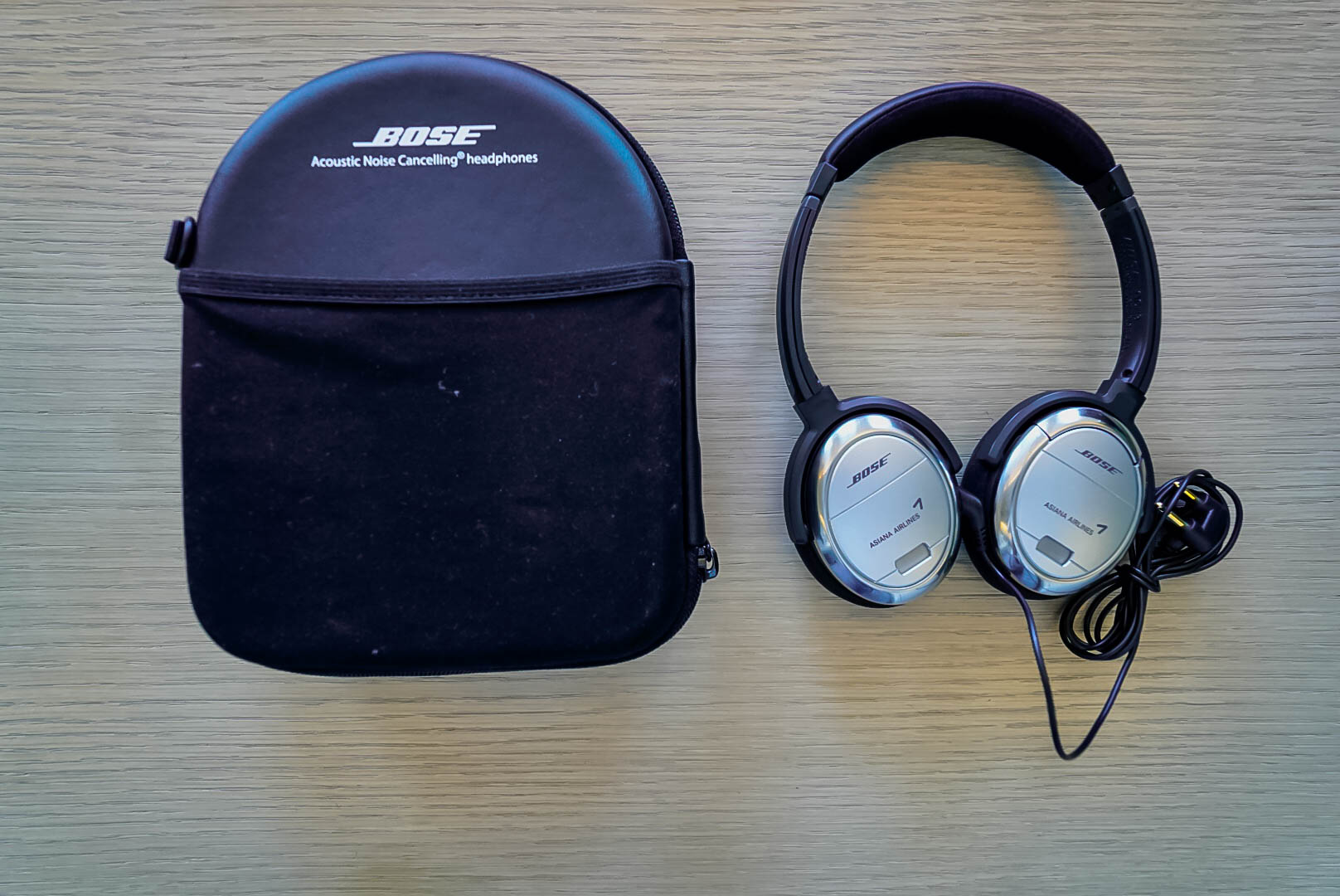 Asiana Airlines A380 First Class Headphones - Cherag Dubash