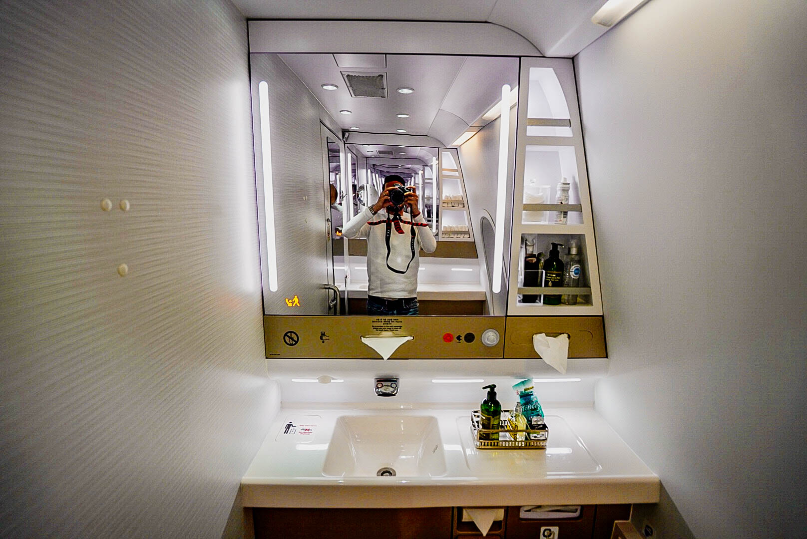 Asiana Airlines A380 First Class Lavatory - Cherag Dubash