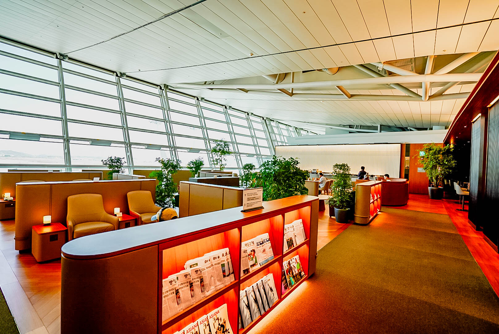 Asiana Airlines A380 First Class Lounge Main Seating Area - Cherag Dubash