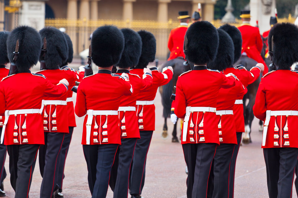 Changing of the Guard & Buckingham Palace Tour