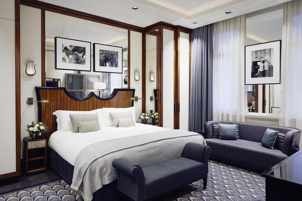 Claridge’s Claridge's Hotel