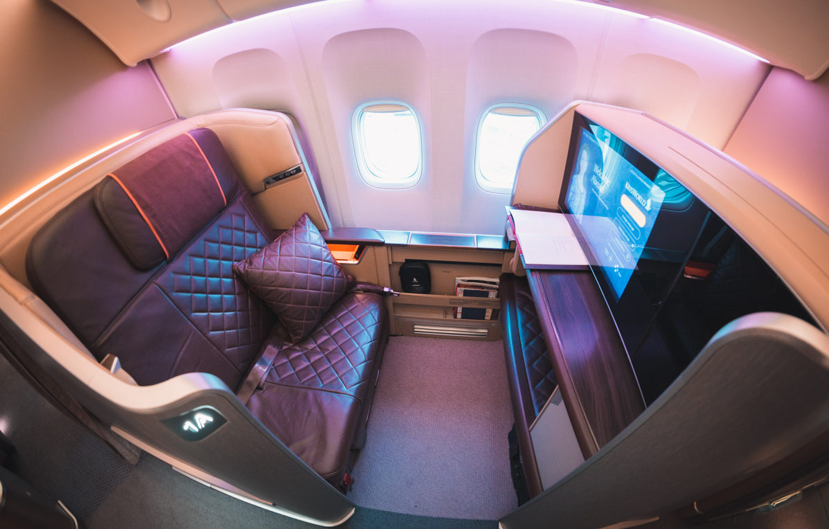 Singapore Airlines Boeing 777 First Class – Side On Greg Stone - Singapore Airlines Boeing 777 First Class - Side On