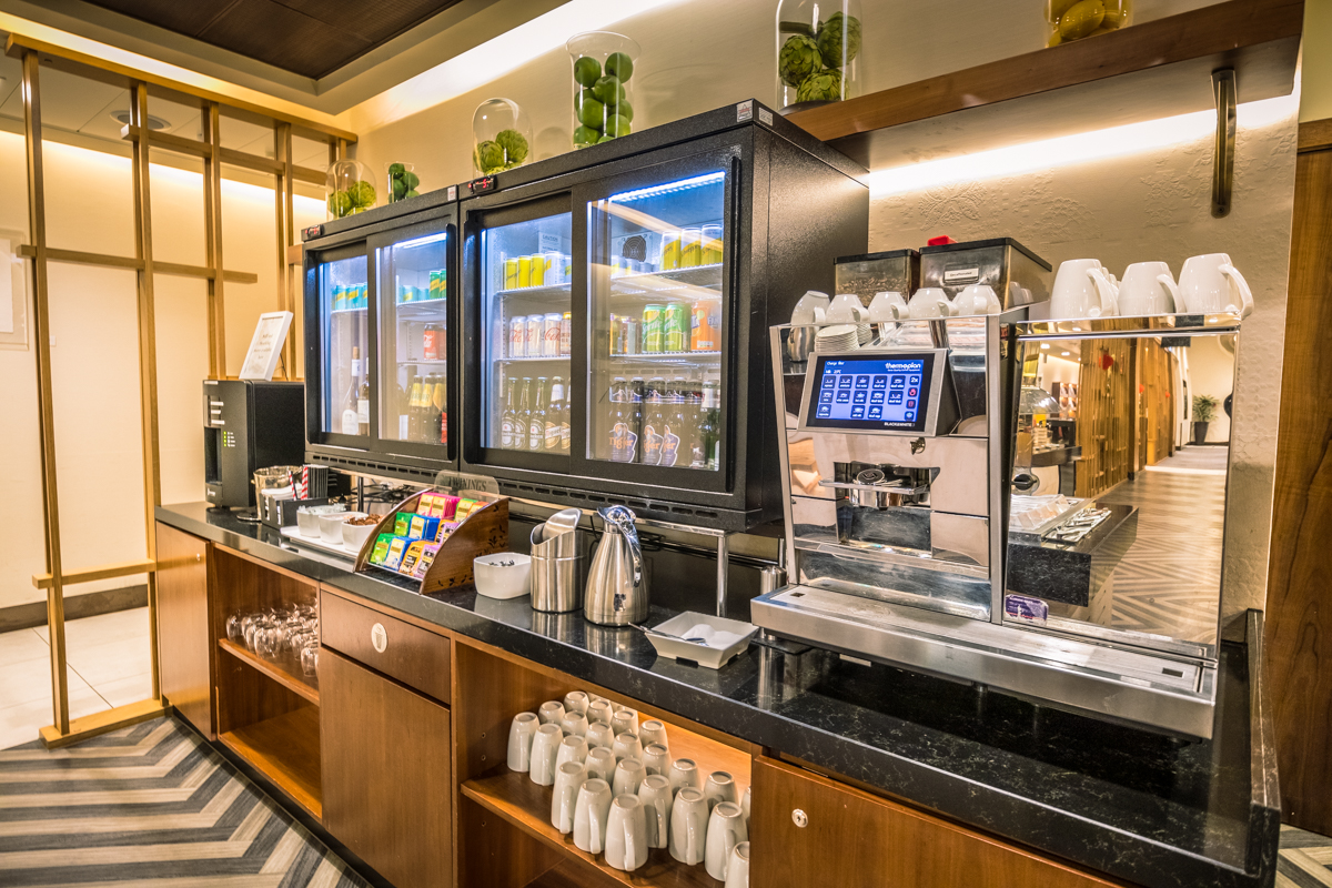 Singapore Airlines Heathrow Lounge Refreshment Station