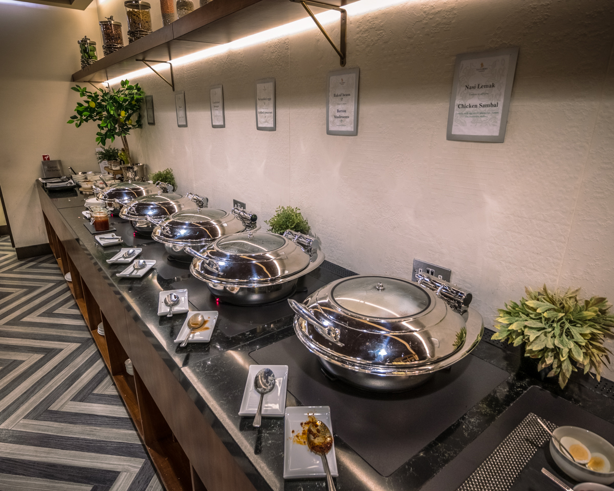 Singapore Airlines Heathrow Lounge Buffet Hot Options